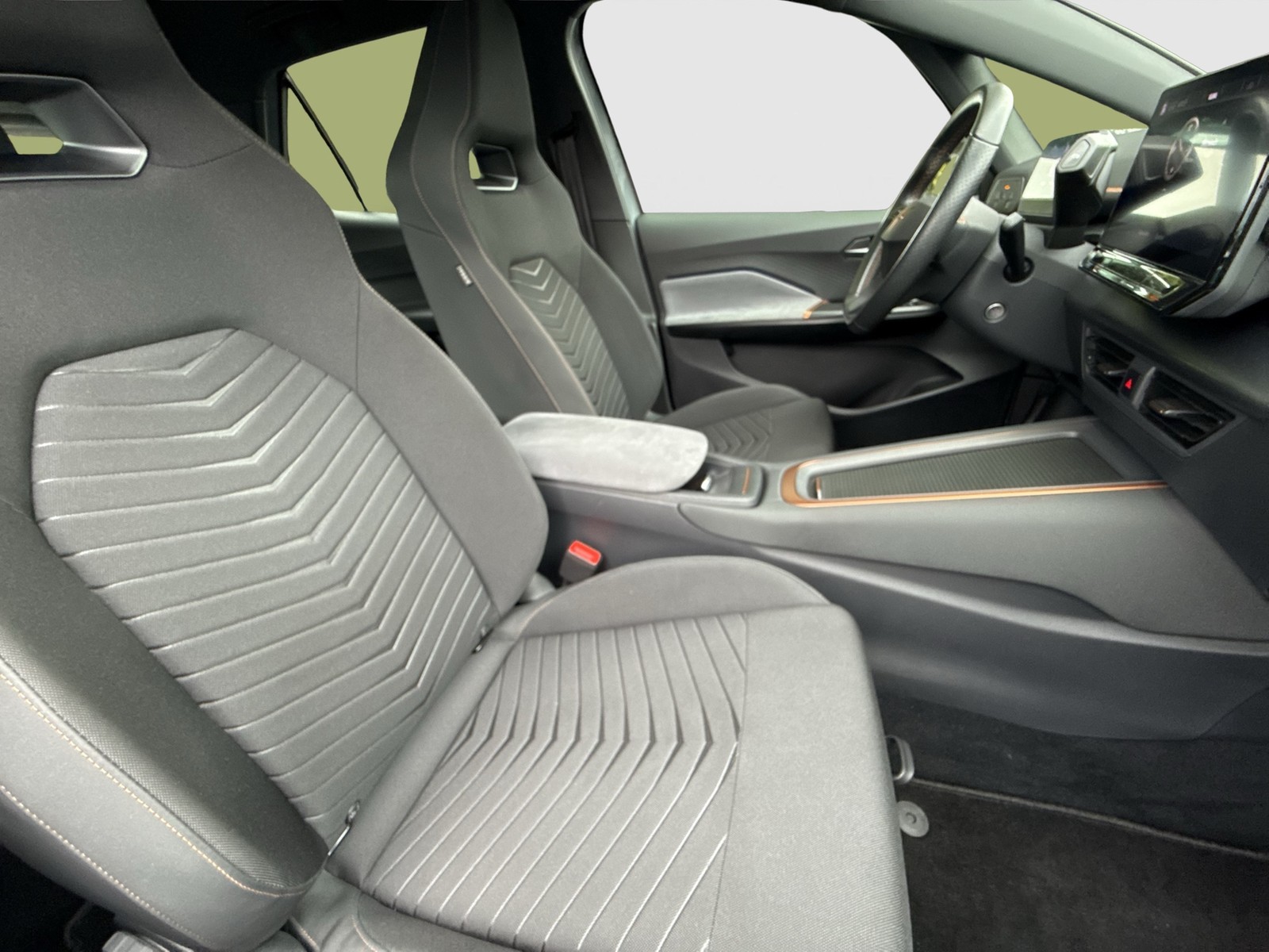 Cupra Born LM19 SITZHEIZUNG LED EINPARKHILFE DAB