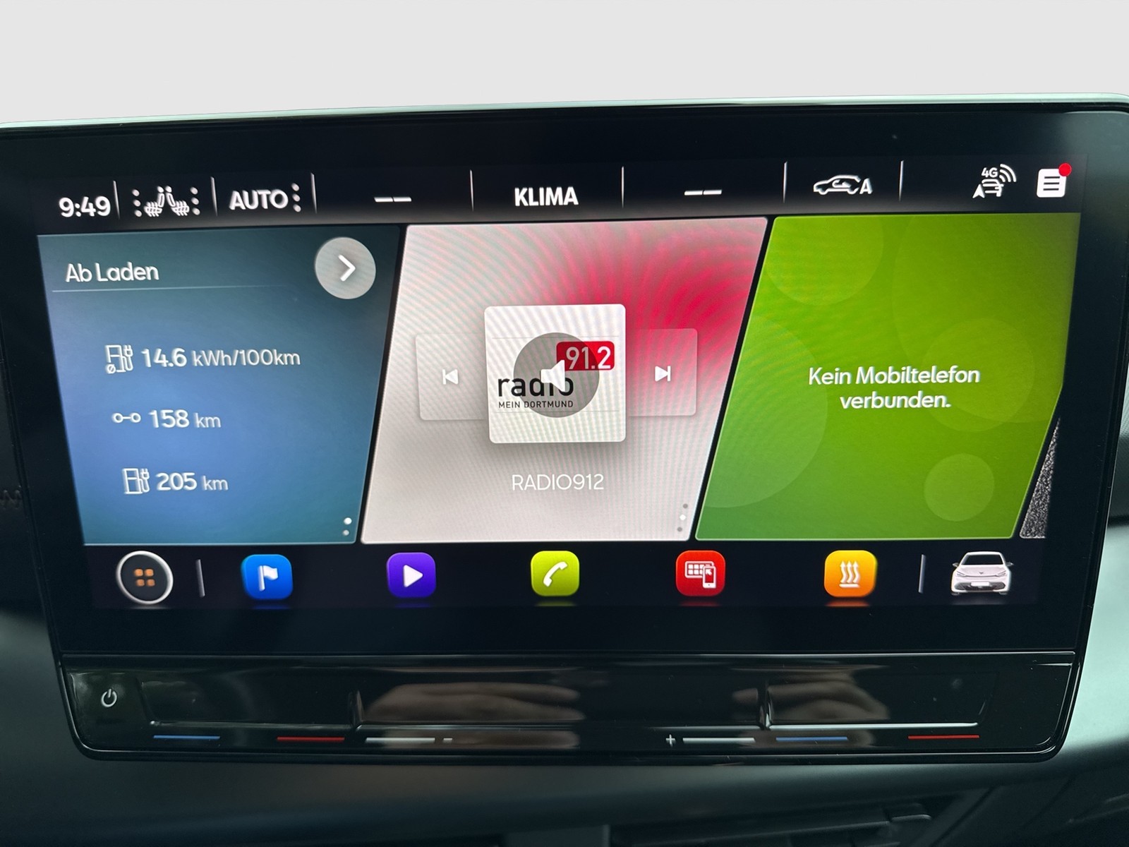 Cupra Born LM19 SITZHEIZUNG LED EINPARKHILFE DAB