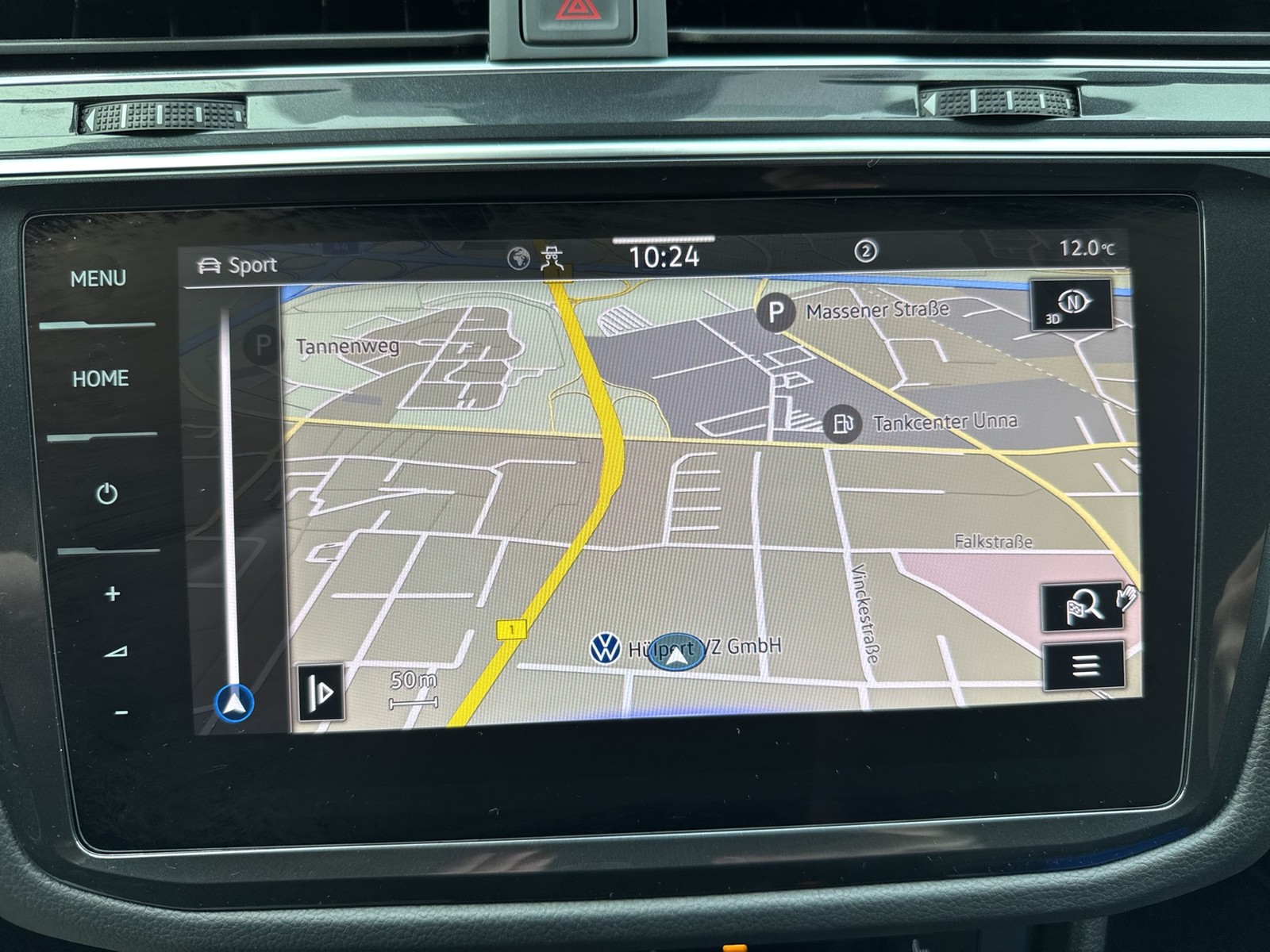 Volkswagen Tiguan 2.0 R BLACKSTYLE 4X4 LEDER PANO AHK LM21