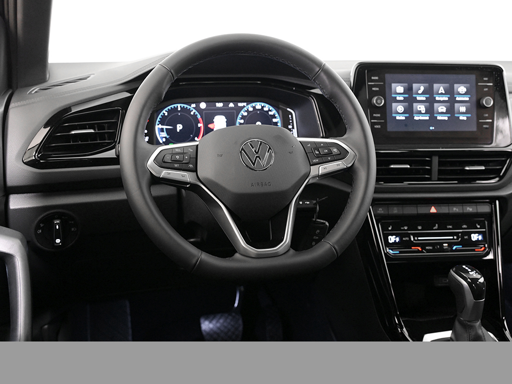 Volkswagen T-Roc 2.0 STYLE DSG BLACKSTYLE AHK LED+ CAM LM19
