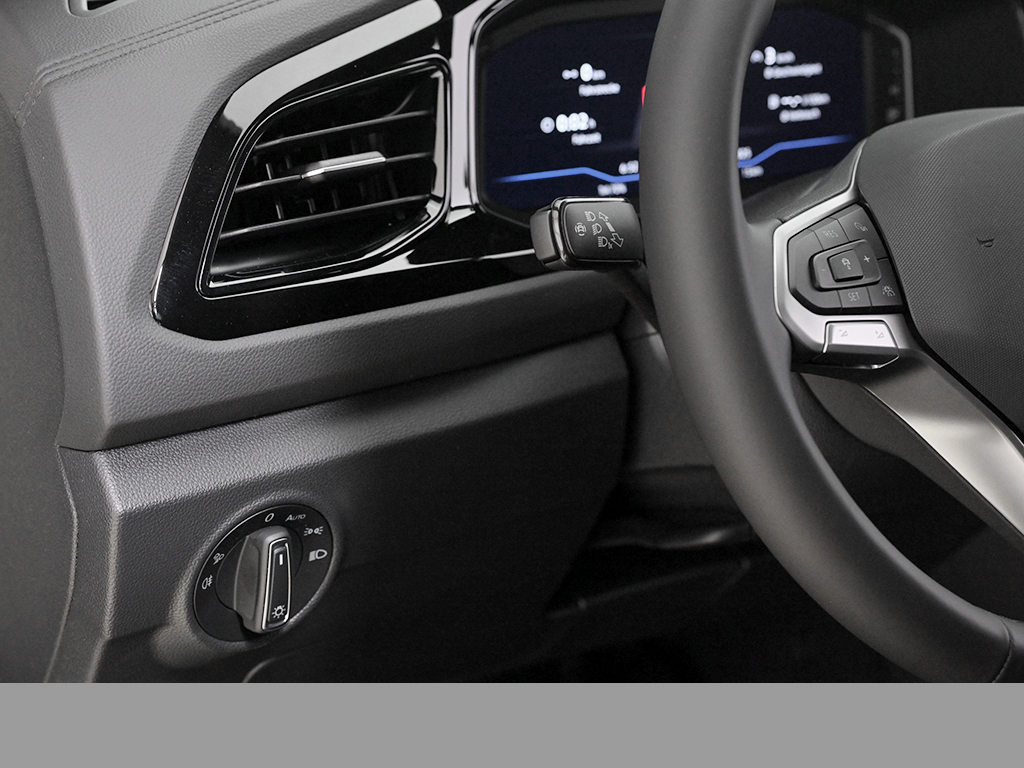 Volkswagen T-Roc 2.0 STYLE DSG BLACKSTYLE AHK LED+ CAM LM19