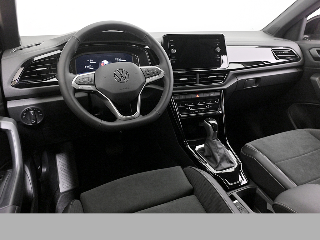 Volkswagen T-Roc 2.0 STYLE DSG BLACKSTYLE AHK LED+ CAM LM19