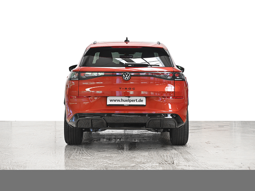 Volkswagen T-Roc 1.5 R-LINE DSG PANO BLACKSTYLE AHK LM20
