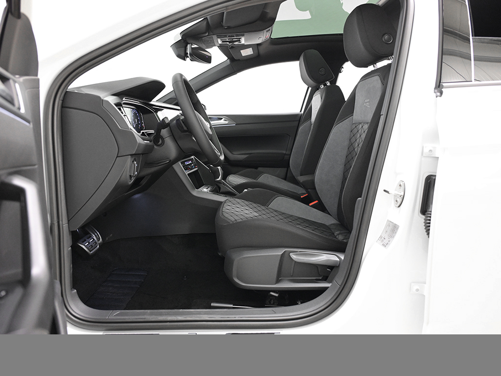 Volkswagen Polo 1.0 R-LINE DSG PANO MATRIXLED CAM KEYLESS