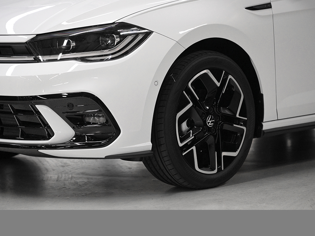 Volkswagen Polo 1.0 R-LINE DSG PANO MATRIXLED CAM KEYLESS