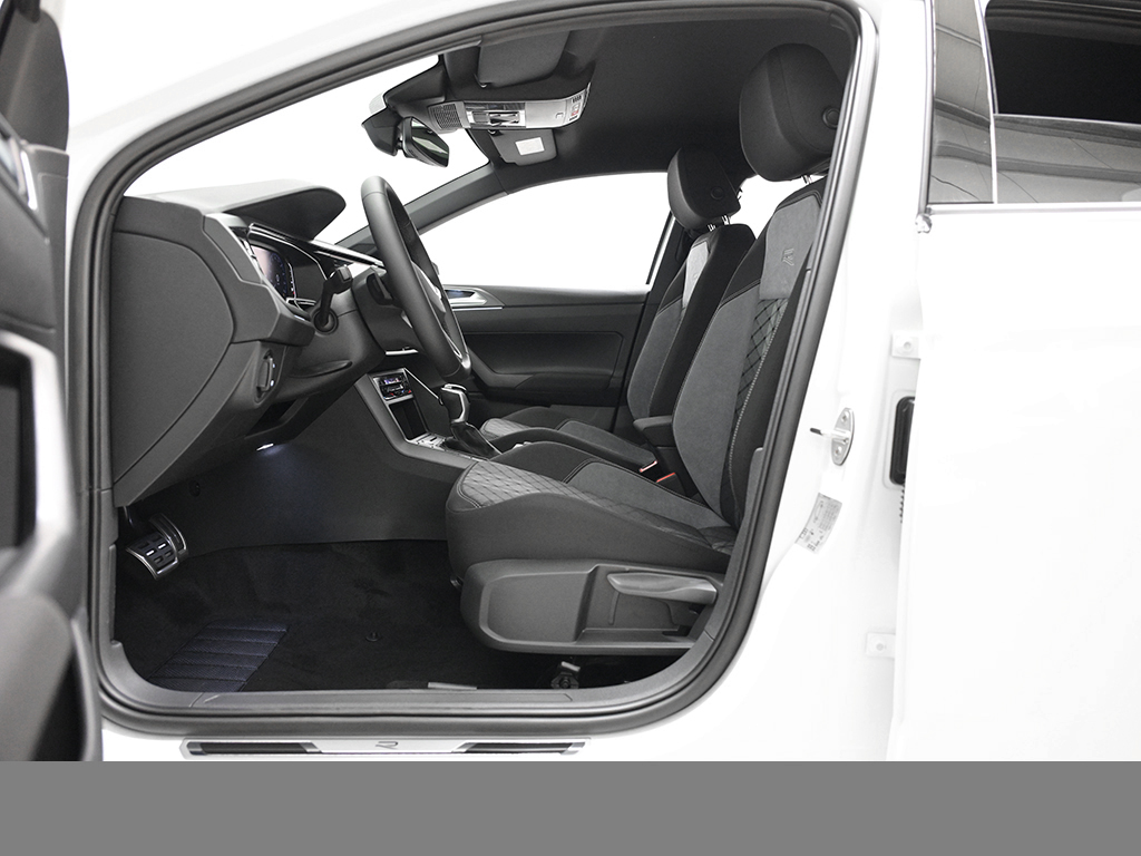 Volkswagen Polo 1.0 R-LINE DSG MATRIXLED NAVI CAM KEYLESS