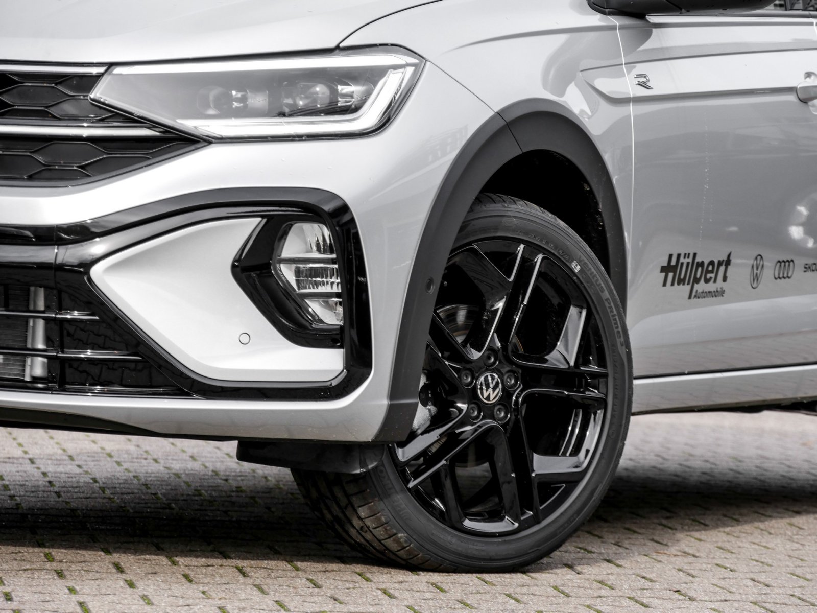 Volkswagen Taigo 1.5 R-LINE DSG BLACKSTYLE AHK NAVI CAM