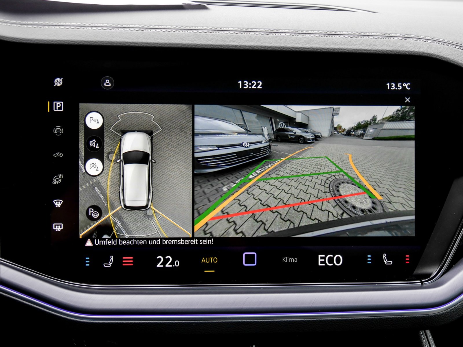 Volkswagen Touareg V6 R-LINE ALLRADLENKUNG PANO AHK LM21