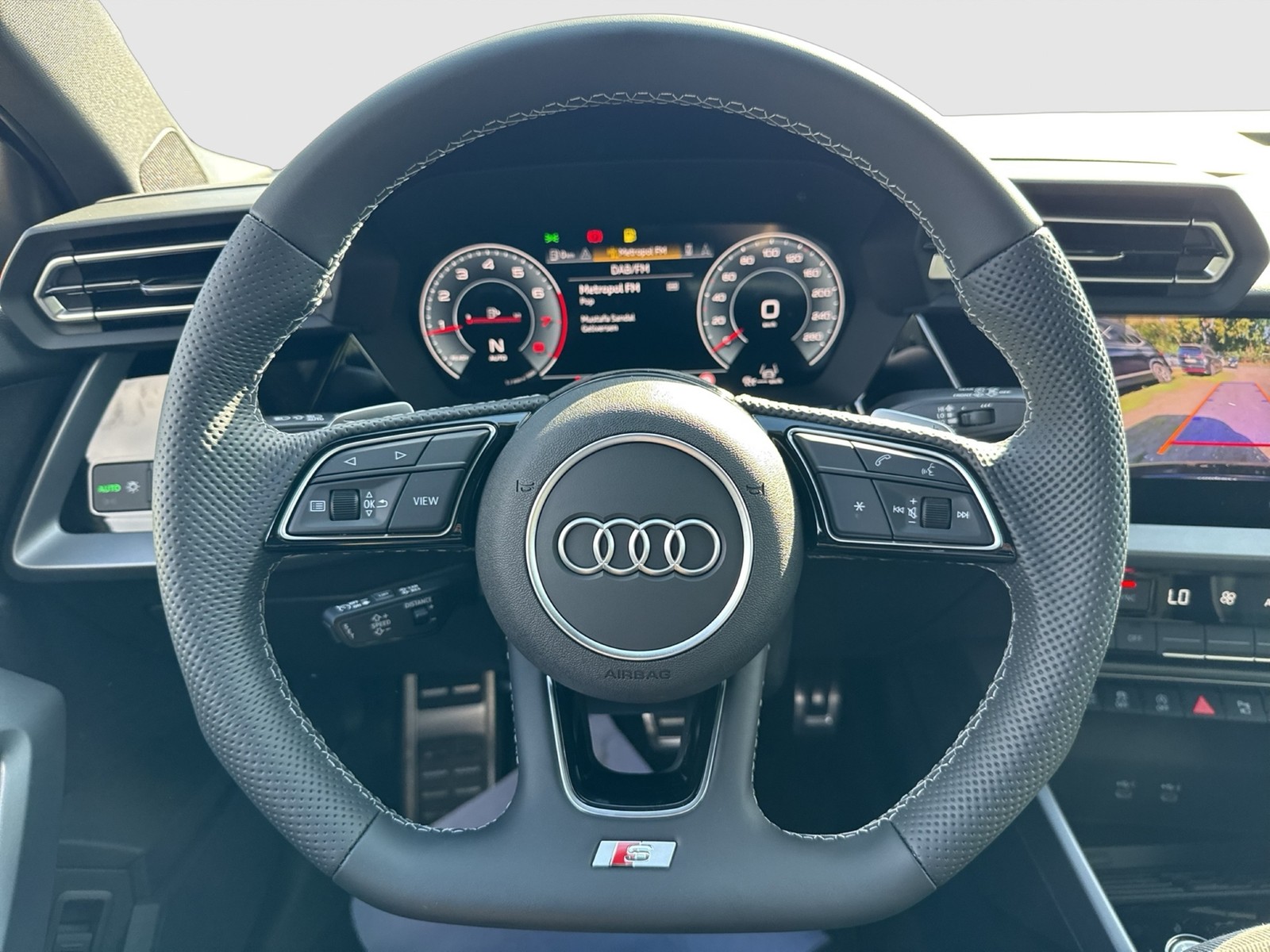 Audi A3 Sportback quattro S LINE PANO CAM ACC LM18