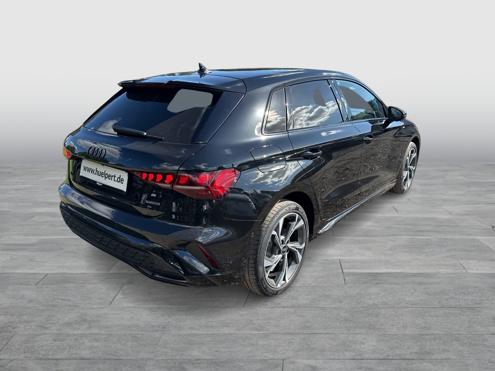 Audi A3 Sportback quattro S LINE PANO CAM ACC LM18
