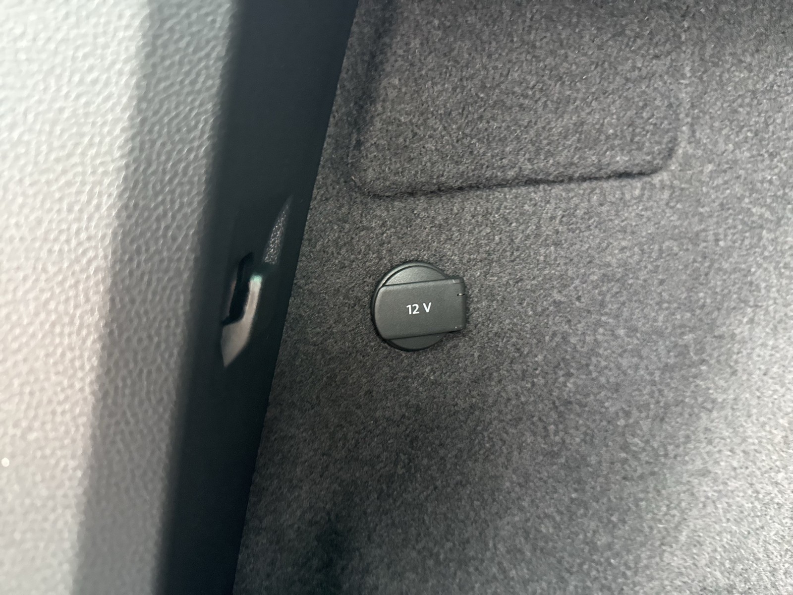 Skoda Karoq 2.0 SPORTLINE 4X4 PANO CAM ACC LM19 MATRIX
