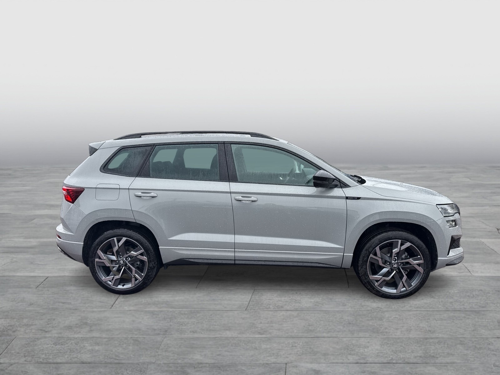 Skoda Karoq 2.0 SPORTLINE 4X4 PANO CAM ACC LM19 MATRIX