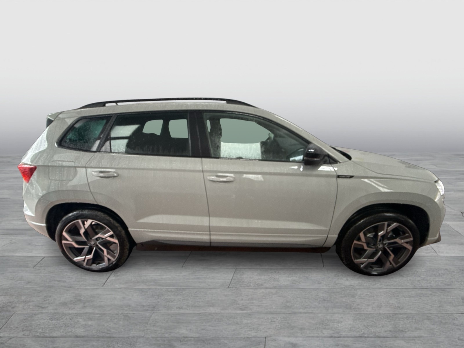 Skoda Karoq 2.0 SPORTLINE 4X4 PANO CAM ACC LM19 MATRIX
