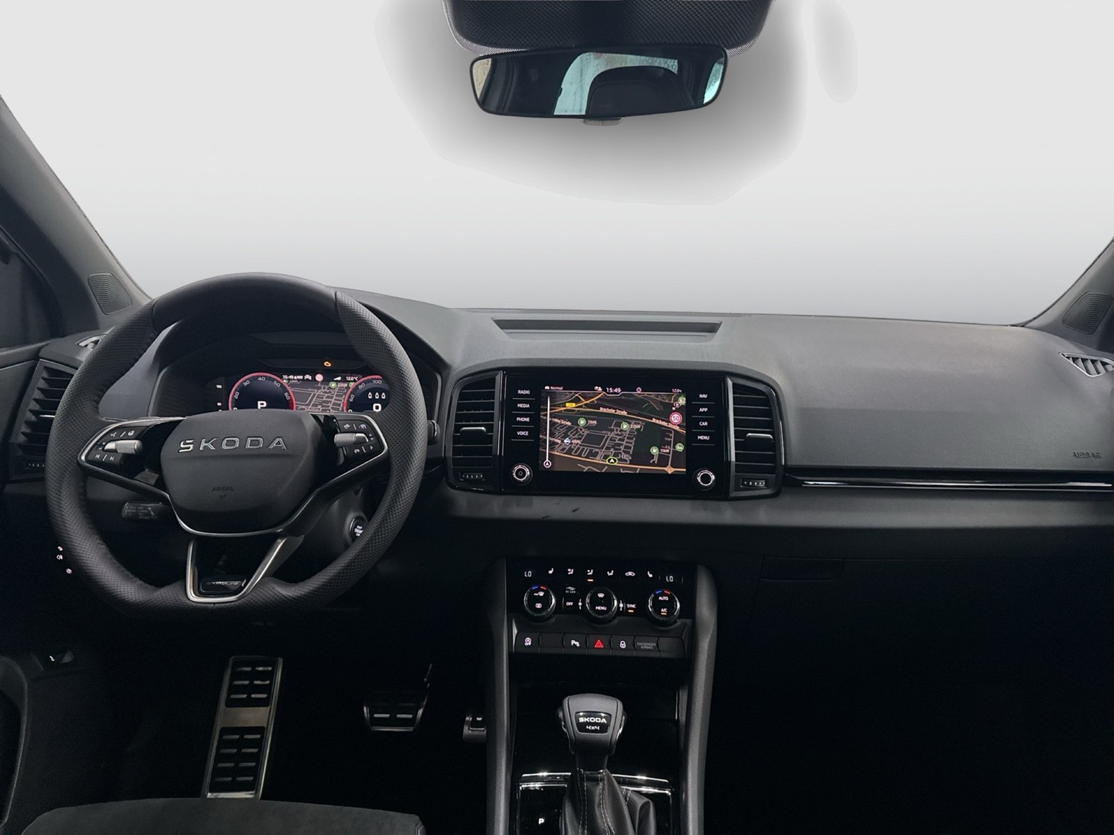 Skoda Karoq 2.0 SPORTLINE 4X4 PANO CAM ACC LM19 MATRIX