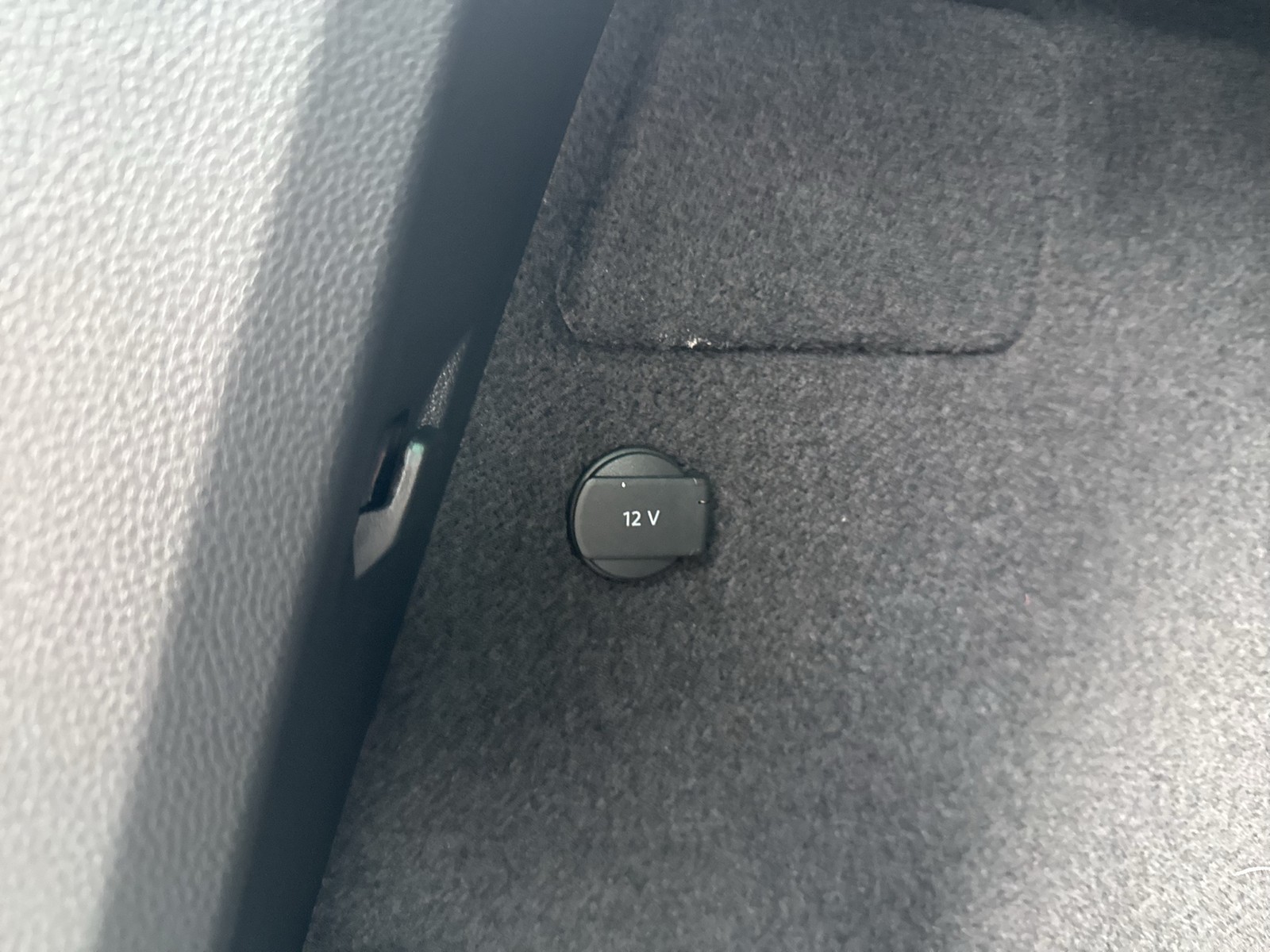 Skoda Karoq 2.0 SPORTLINE 4X4 PANO CAM ACC LM19 MATRIX