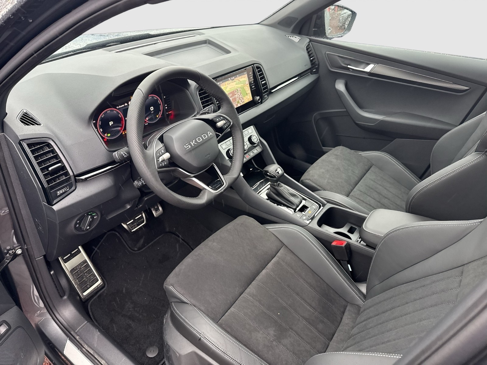 Skoda Karoq 2.0 SPORTLINE 4X4 PANO CAM ACC LM19 MATRIX