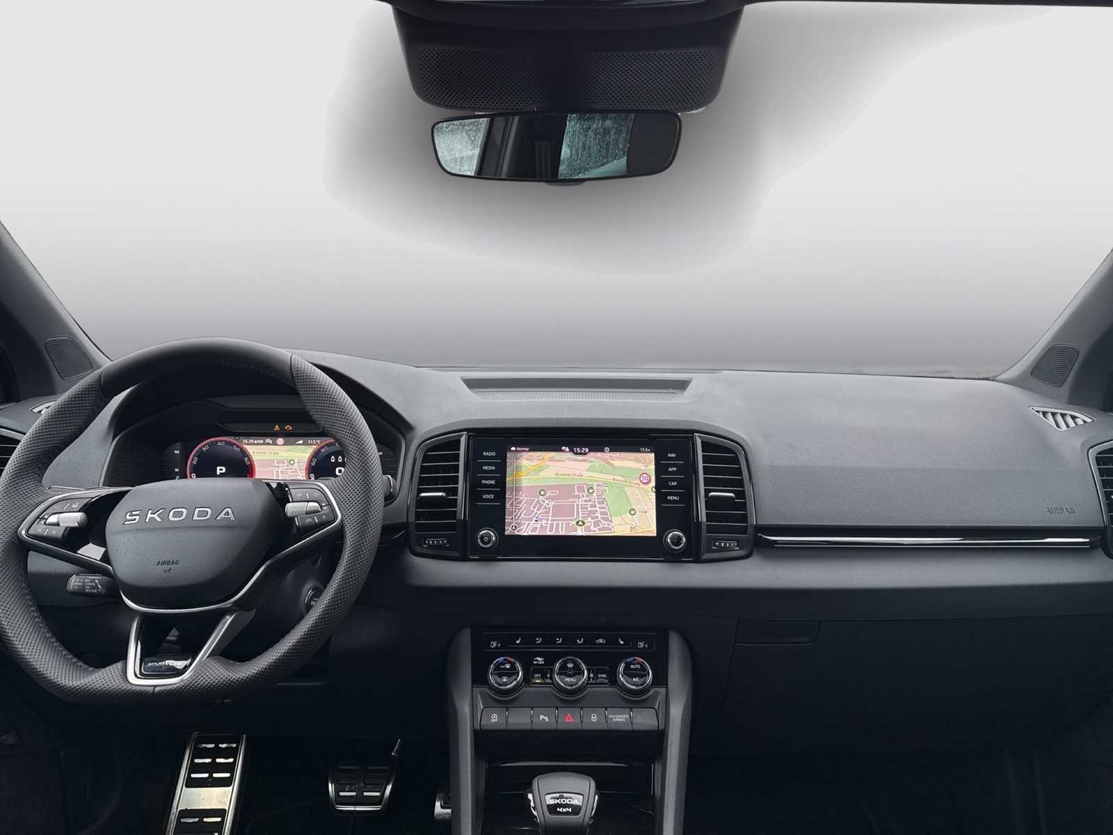 Skoda Karoq 2.0 SPORTLINE 4X4 PANO CAM ACC LM19 MATRIX