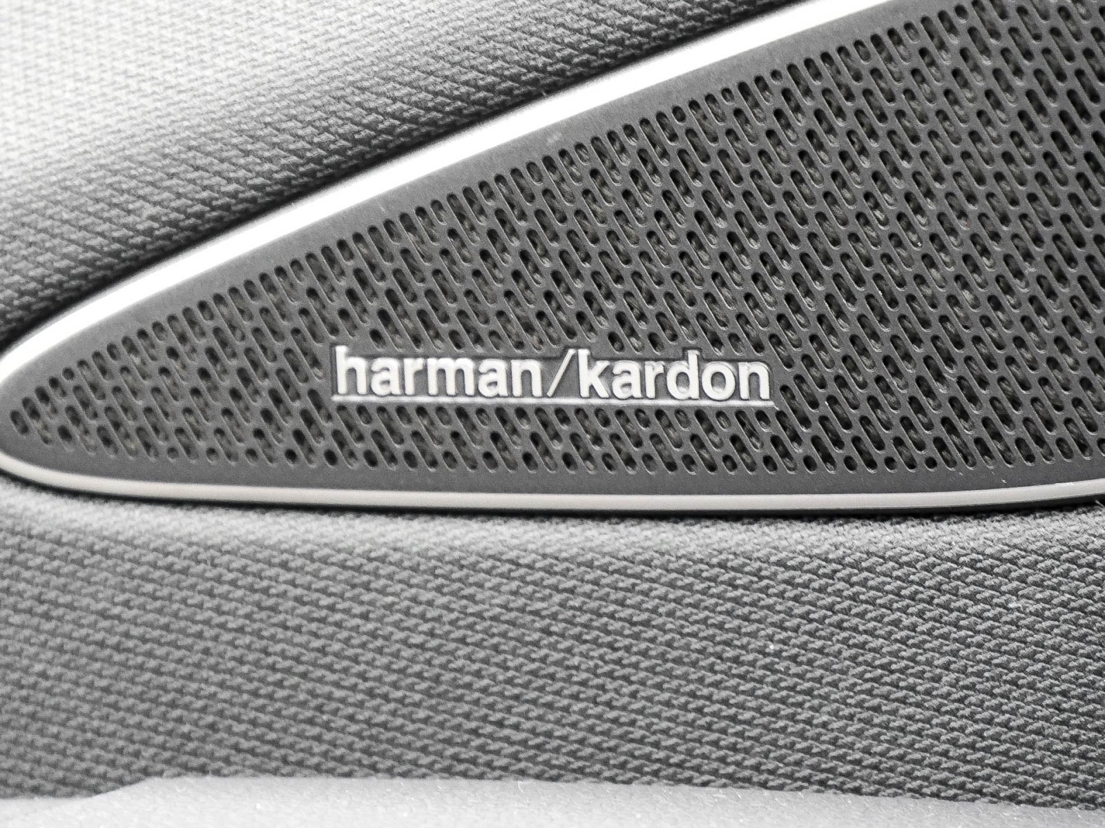 Volkswagen ID.7 Tourer PRO AHK NaviMAX eSITZE HARMAN-KARDON