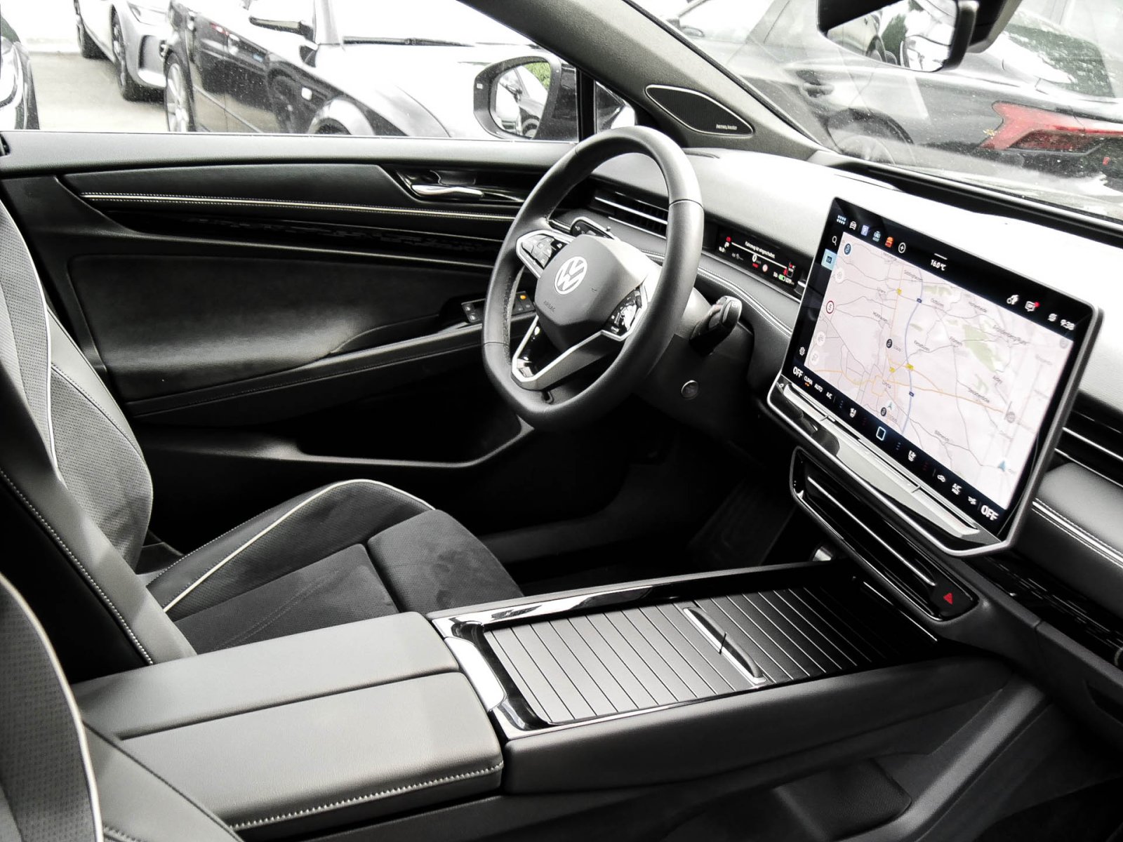 Volkswagen ID.7 Tourer PRO AHK NaviMAX eSITZE HARMAN-KARDON