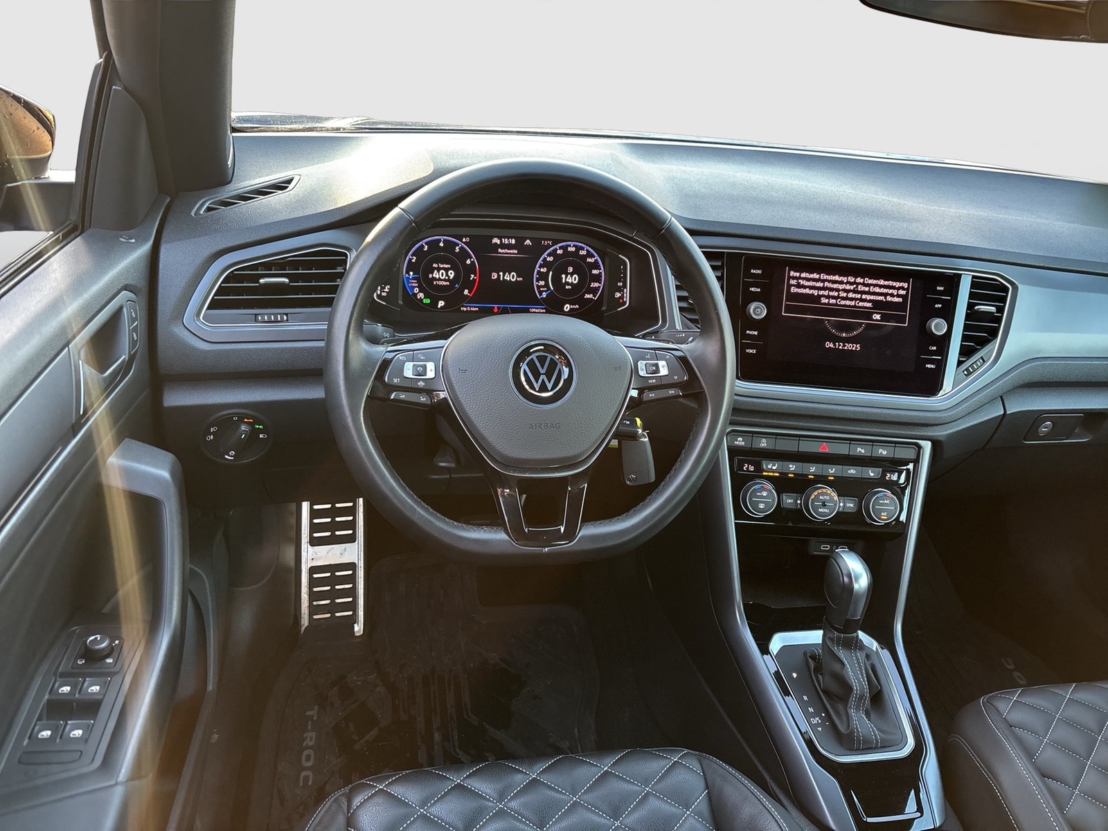 Volkswagen T-Roc Cabriolet 1.5 R-LINE