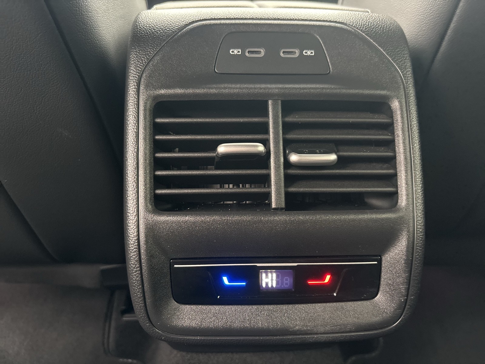 Volkswagen Passat Variant 2.0 R-LINE ACC KAMERA AHK eKLAPPE