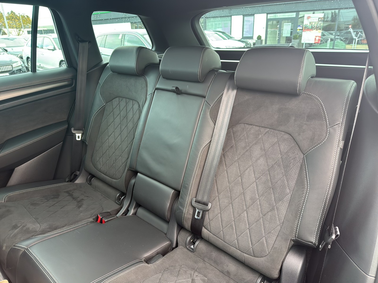 Skoda Kodiaq 2.0 SPORTLINE 4X4 PANO STANDHZ. LM20 NAVI