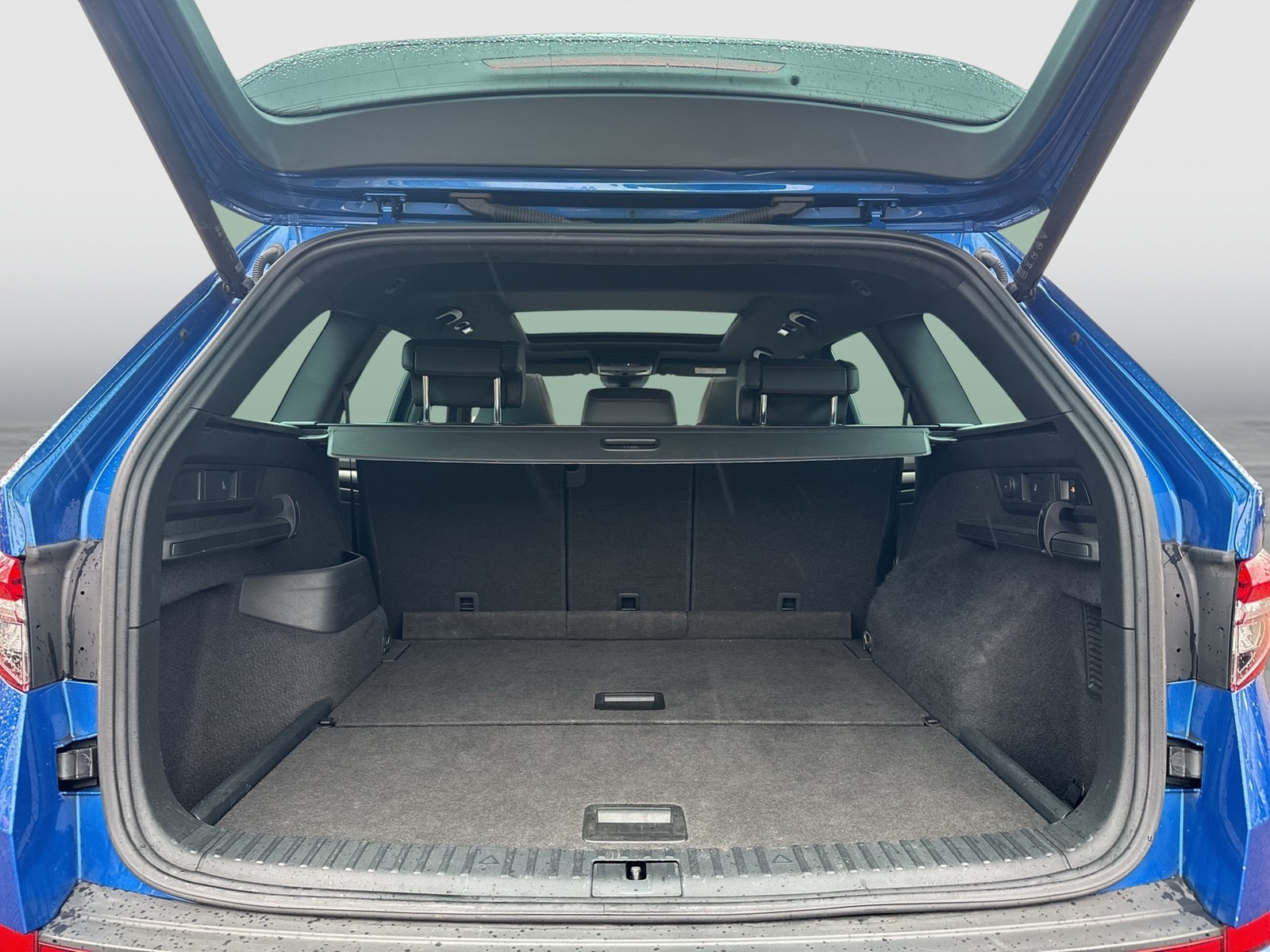 Skoda Kodiaq 2.0 RS 4X4 LEDER PANO AHK 360CAM LM20 NAVI