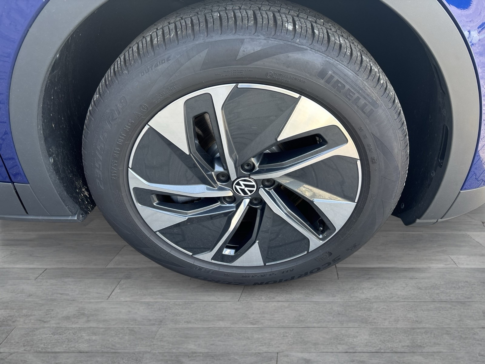 Volkswagen ID.4 Pro WÄRMEPUMPE AHK CAM ACC LM19 NAVI SITZHZ