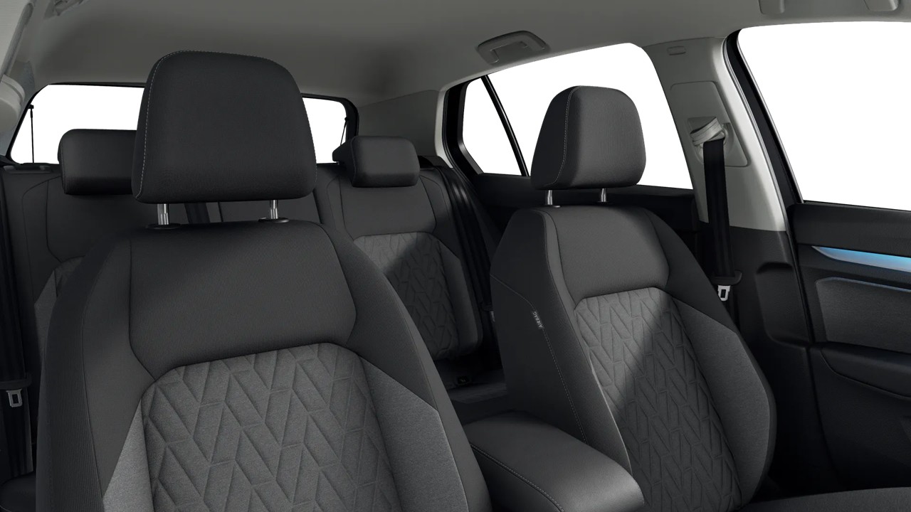 Volkswagen Golf VIII 1.5 eTSI LIFE CAM ACC HEAD-UP NAVI ALU