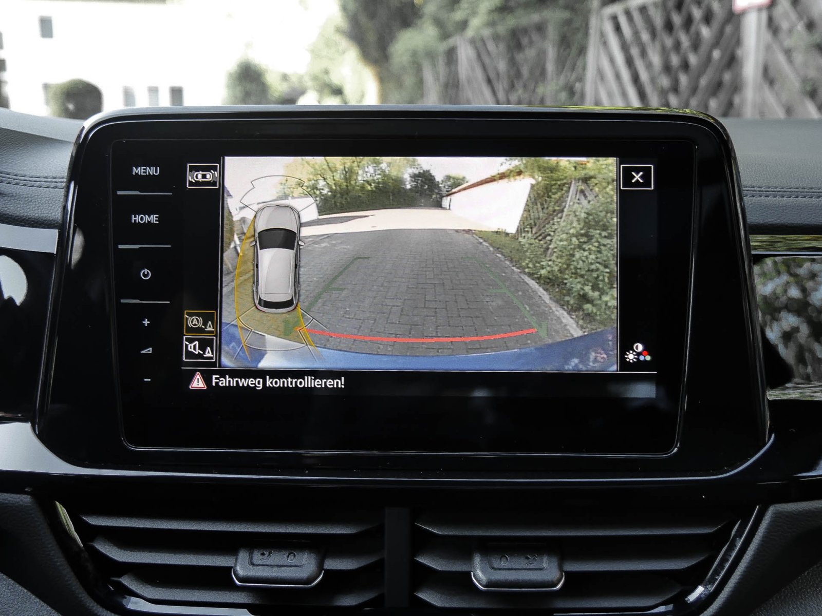 Volkswagen T-Roc R-LINE BLACK STYLE 4X4 BEATS CAM LM19 NAVI