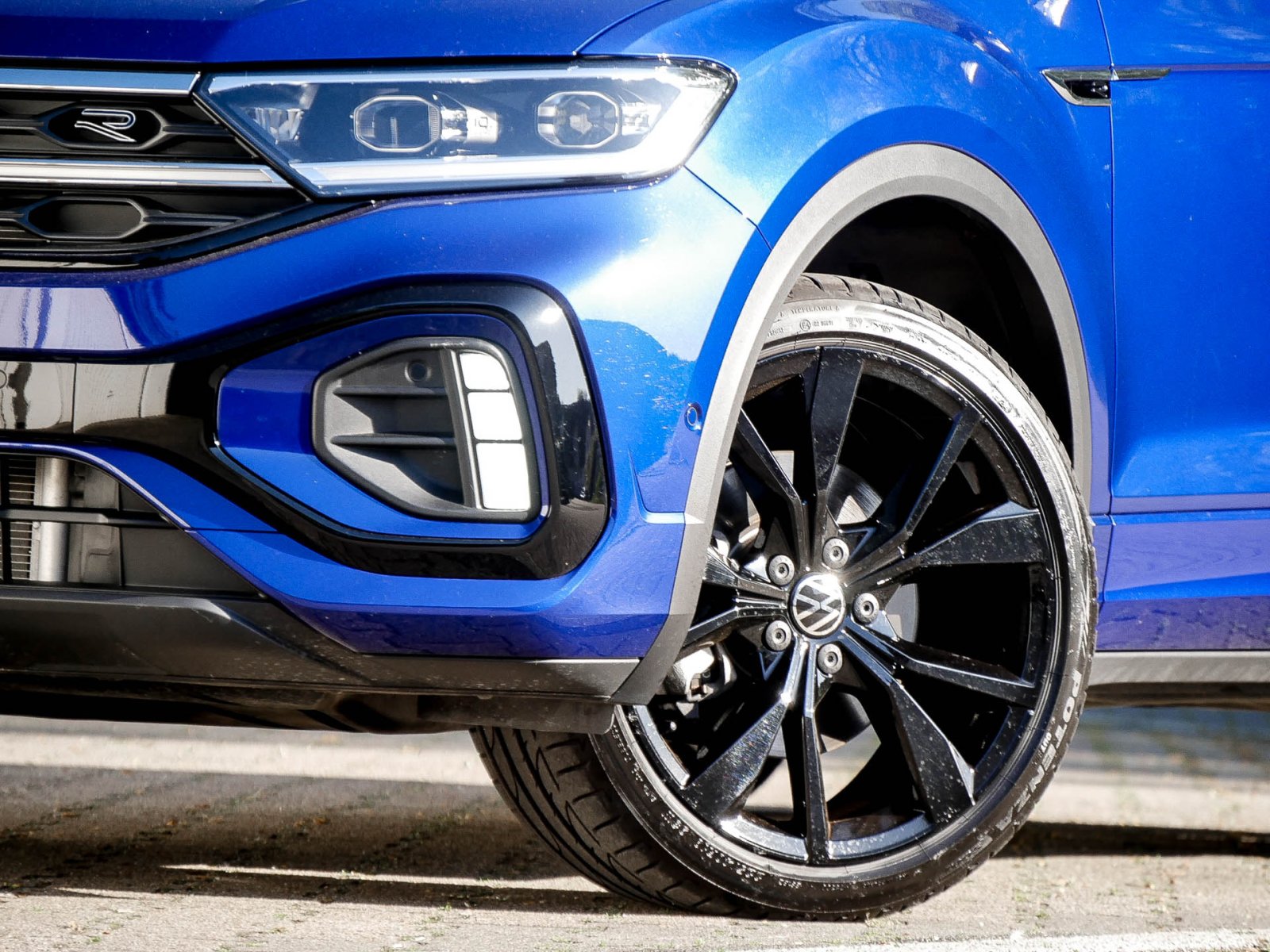 Volkswagen T-Roc R-LINE BLACK STYLE 4X4 BEATS CAM LM19 NAVI