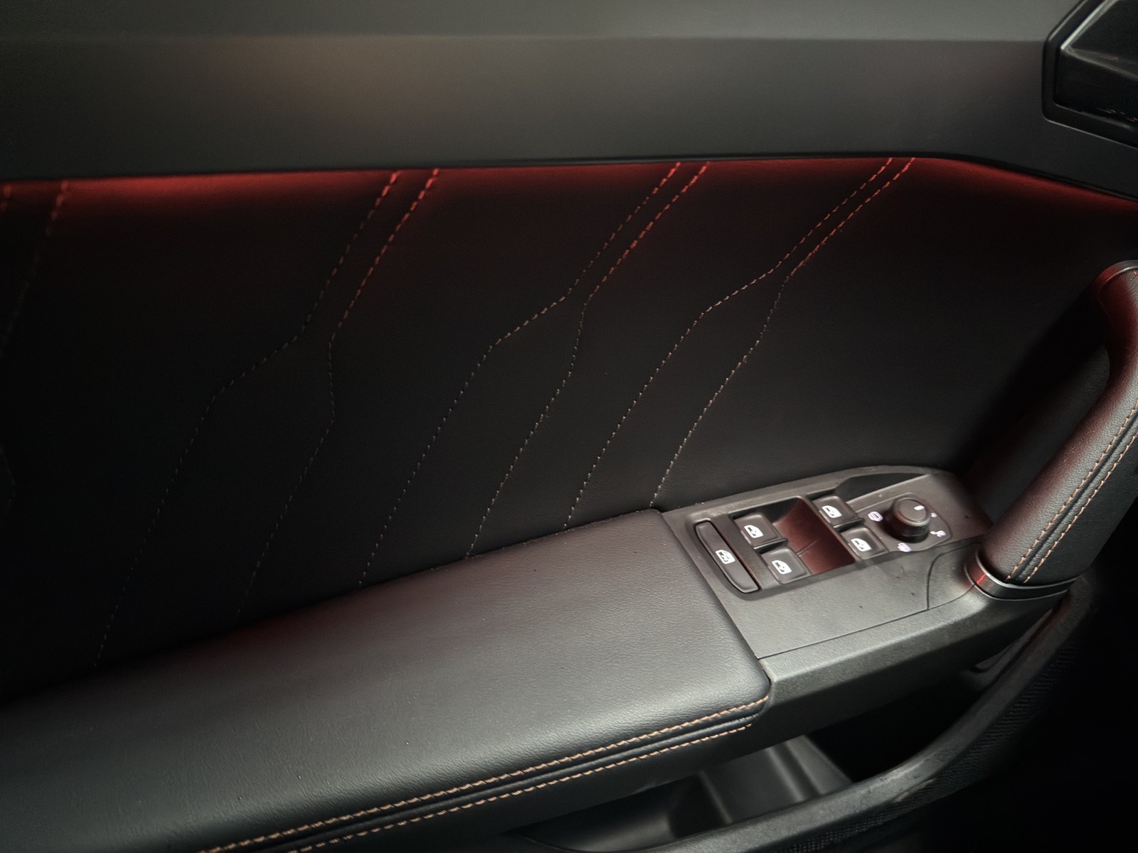 Cupra Formentor 1.5 BEATS 360°CAM ACC LM18 NAVI SITZHZ