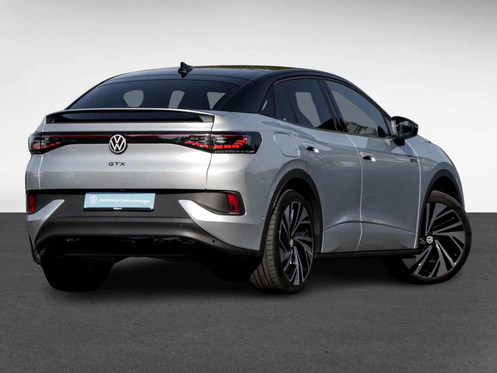 Volkswagen ID.5 GTX 4X4 WÄRMEPUMPE PANO AHK 360CAM ACC LM21