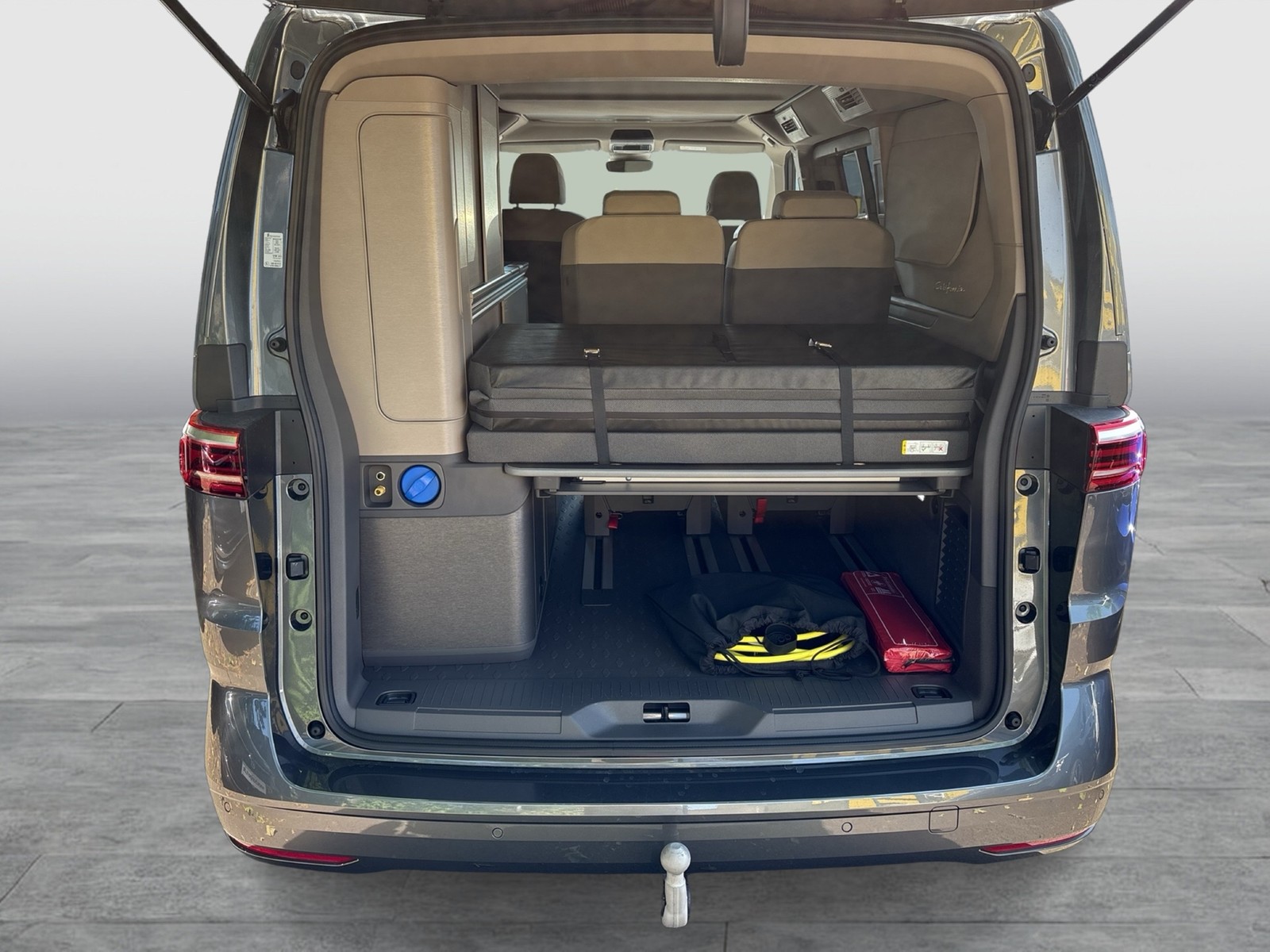 Volkswagen T7 California HYBRID COAST 4X4 Matrix AHK ACC CAM Navi