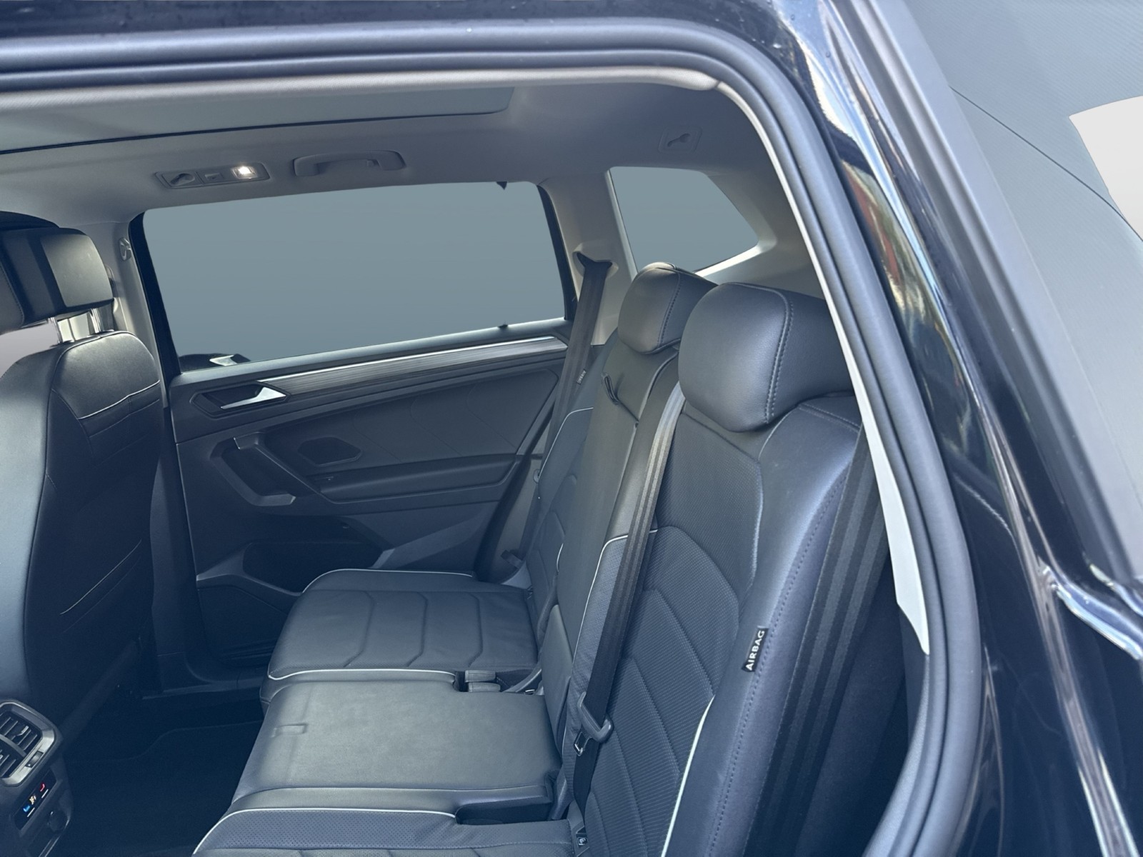 Volkswagen Tiguan Allspace 2.0 LIFE LEDER PANO eSITZE ALU20"