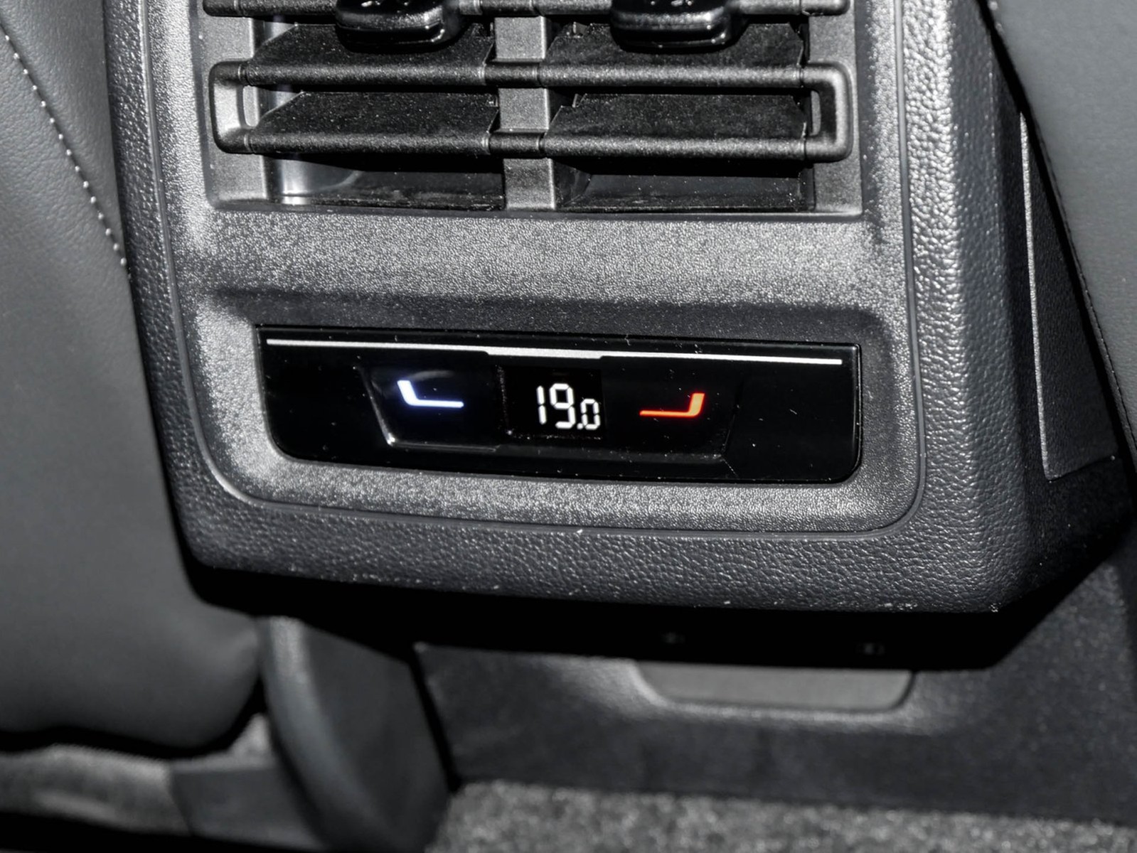Volkswagen Golf VIII 2.0 GOAL FACELIFT ACC CARPLAY SITZHEIZUNG