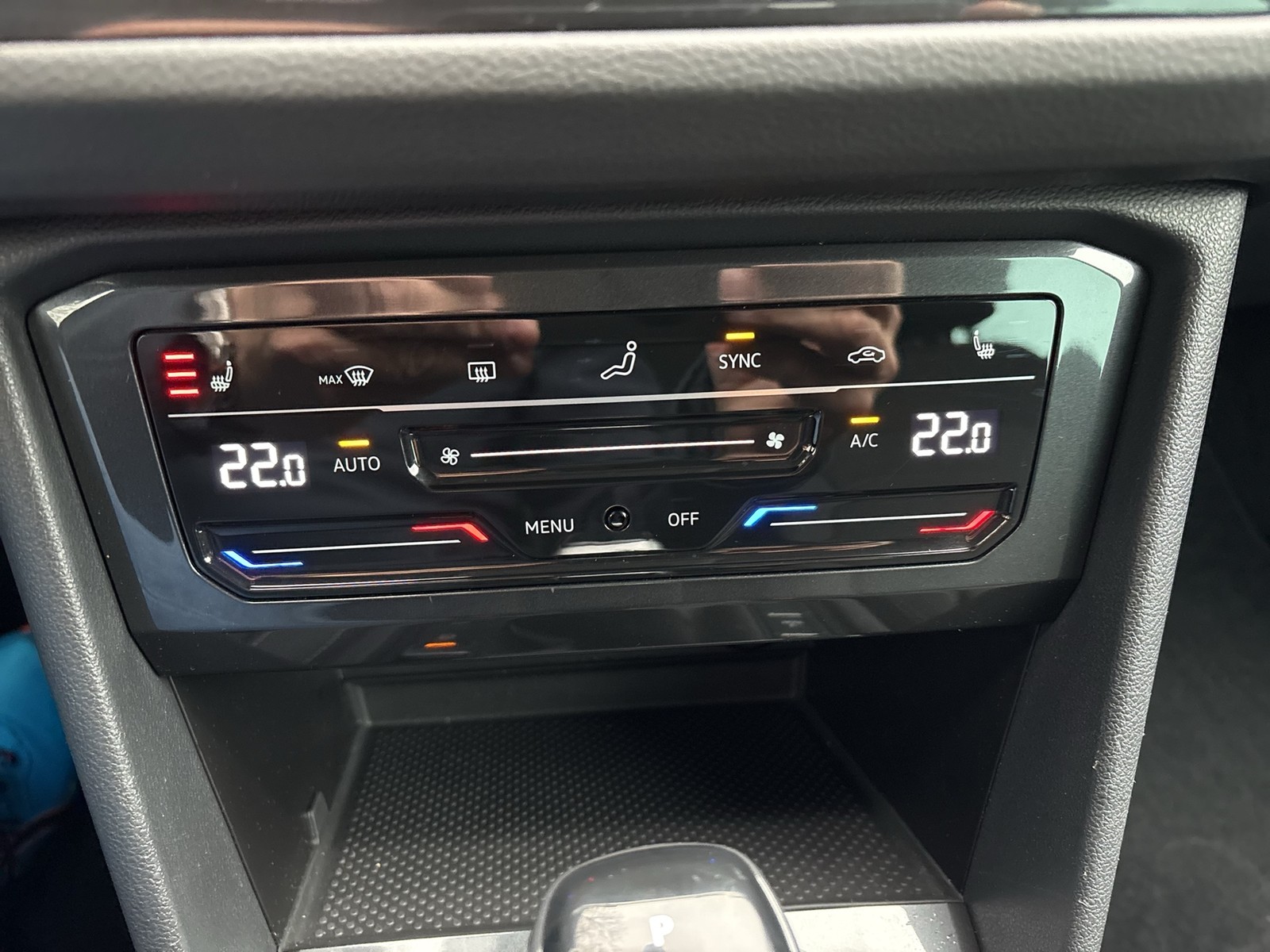 Volkswagen Tiguan 1.4 HYBRID ELEGANCE AHK NAVI eKLAPPE