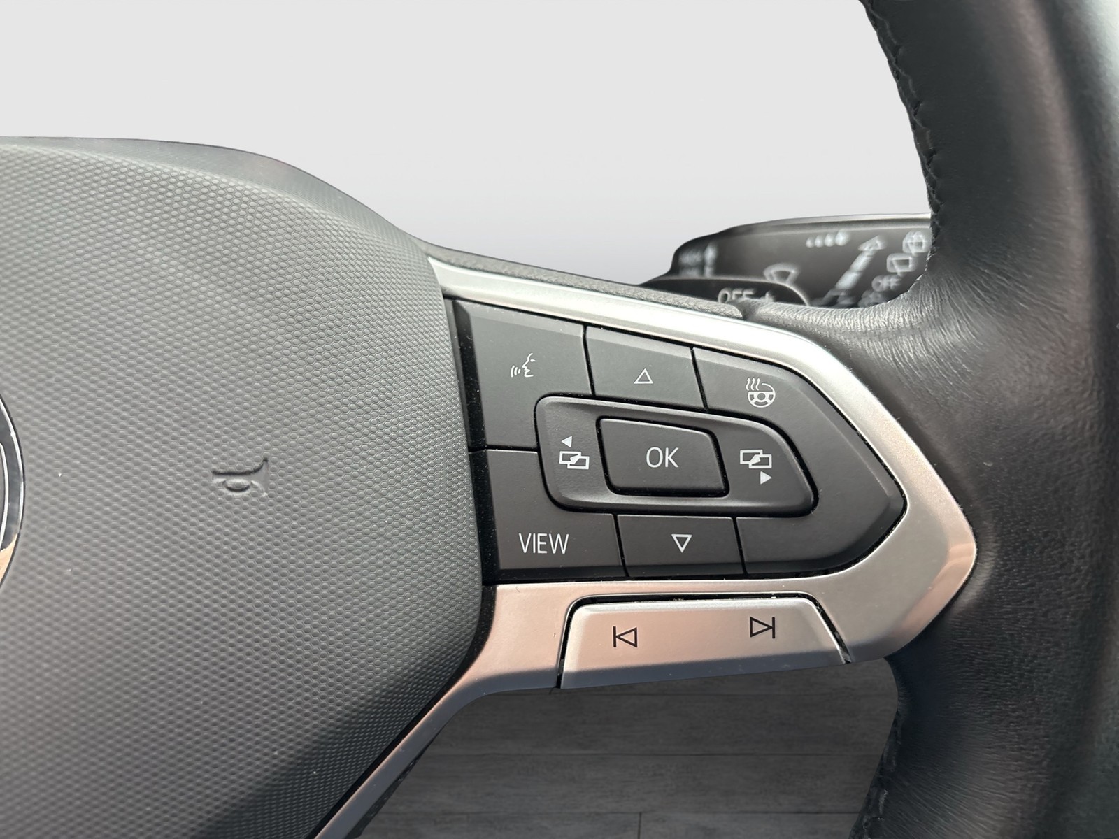 Volkswagen Tiguan 1.4 HYBRID ELEGANCE AHK NAVI eKLAPPE