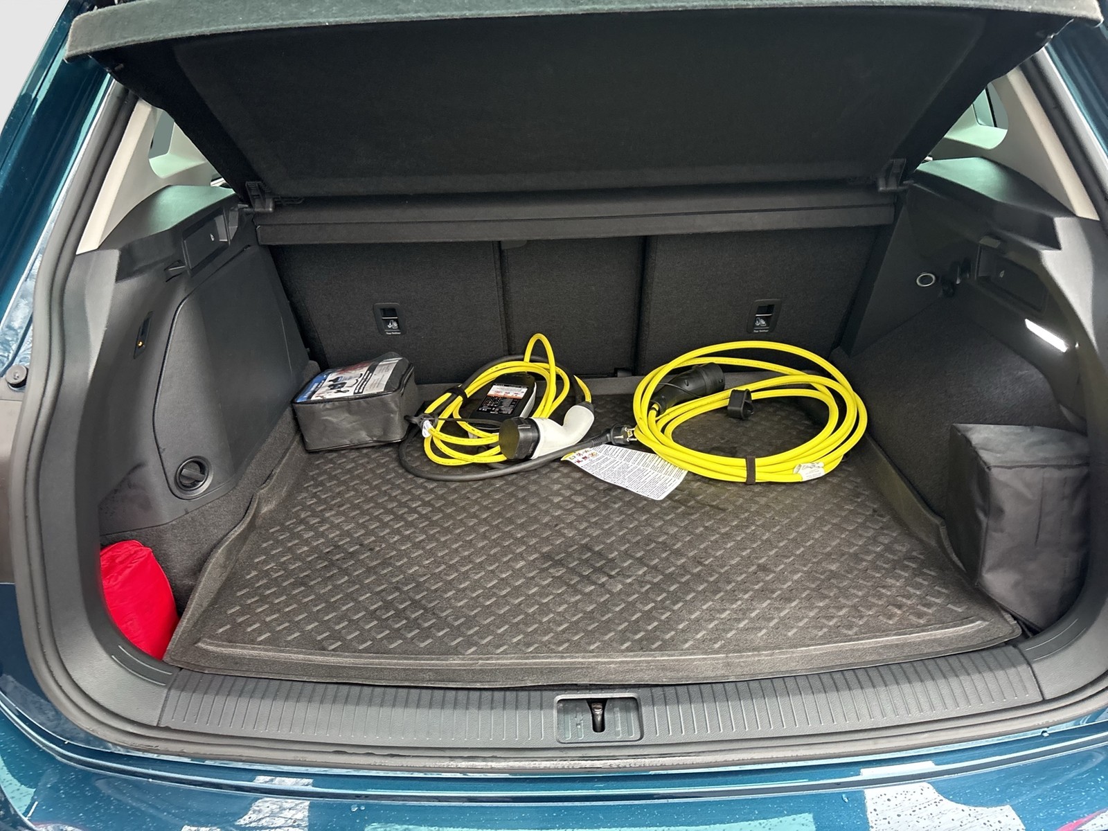 Volkswagen Tiguan 1.4 HYBRID ELEGANCE AHK NAVI eKLAPPE