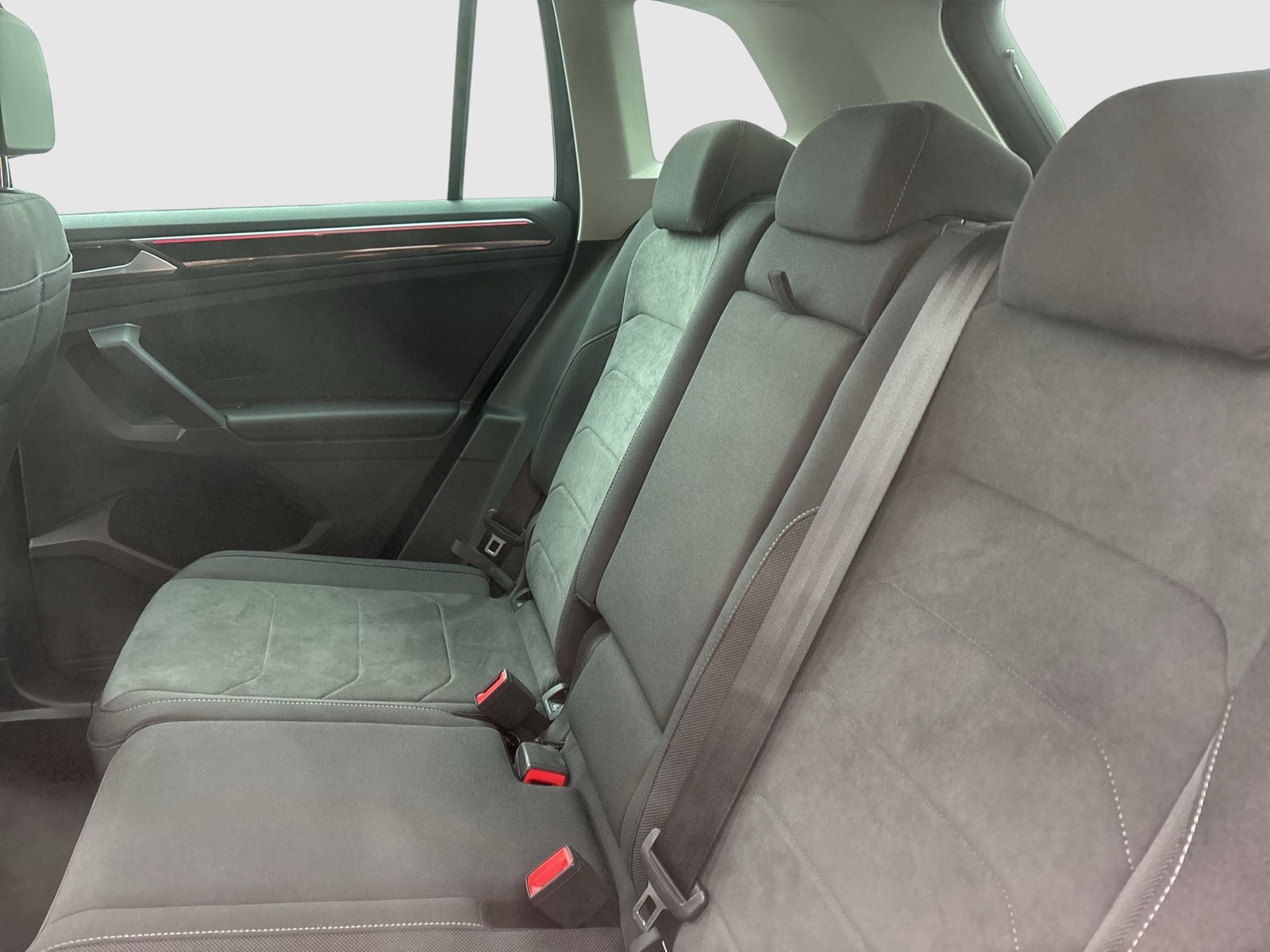 Volkswagen Tiguan 1.4 HYBRID ELEGANCE AHK NAVI eKLAPPE