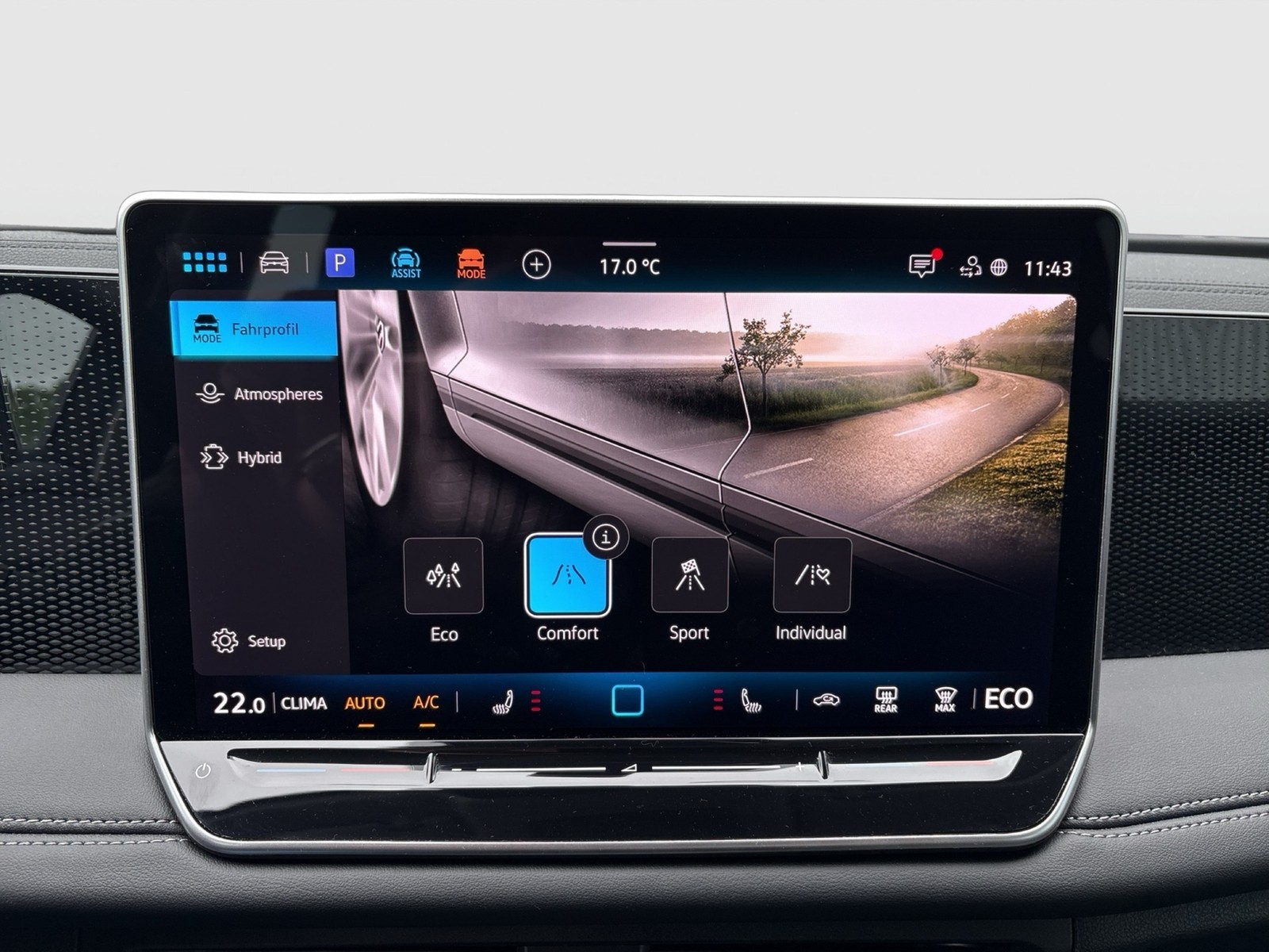 Volkswagen Tiguan 1.5 HYBRID LIFE AHK CAM ACC LM18 NAVI