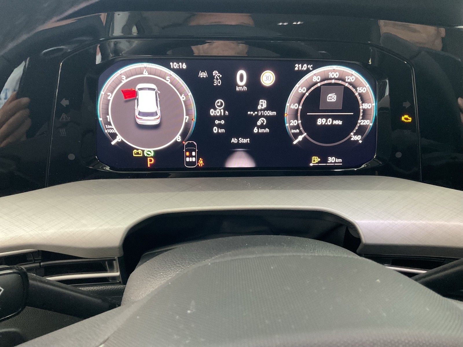 Volkswagen Golf VIII 1.5 eTSI LIFE CAM ACC CARPLAY SITZHEIZ