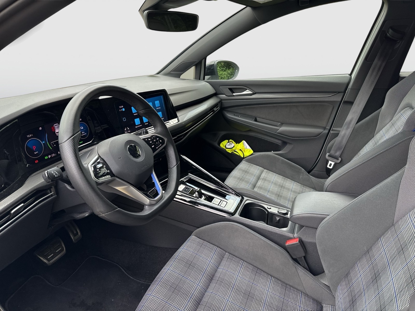 Volkswagen Golf 1.4 HYBRID GTE BLACK STYLE KAMERA ALU18