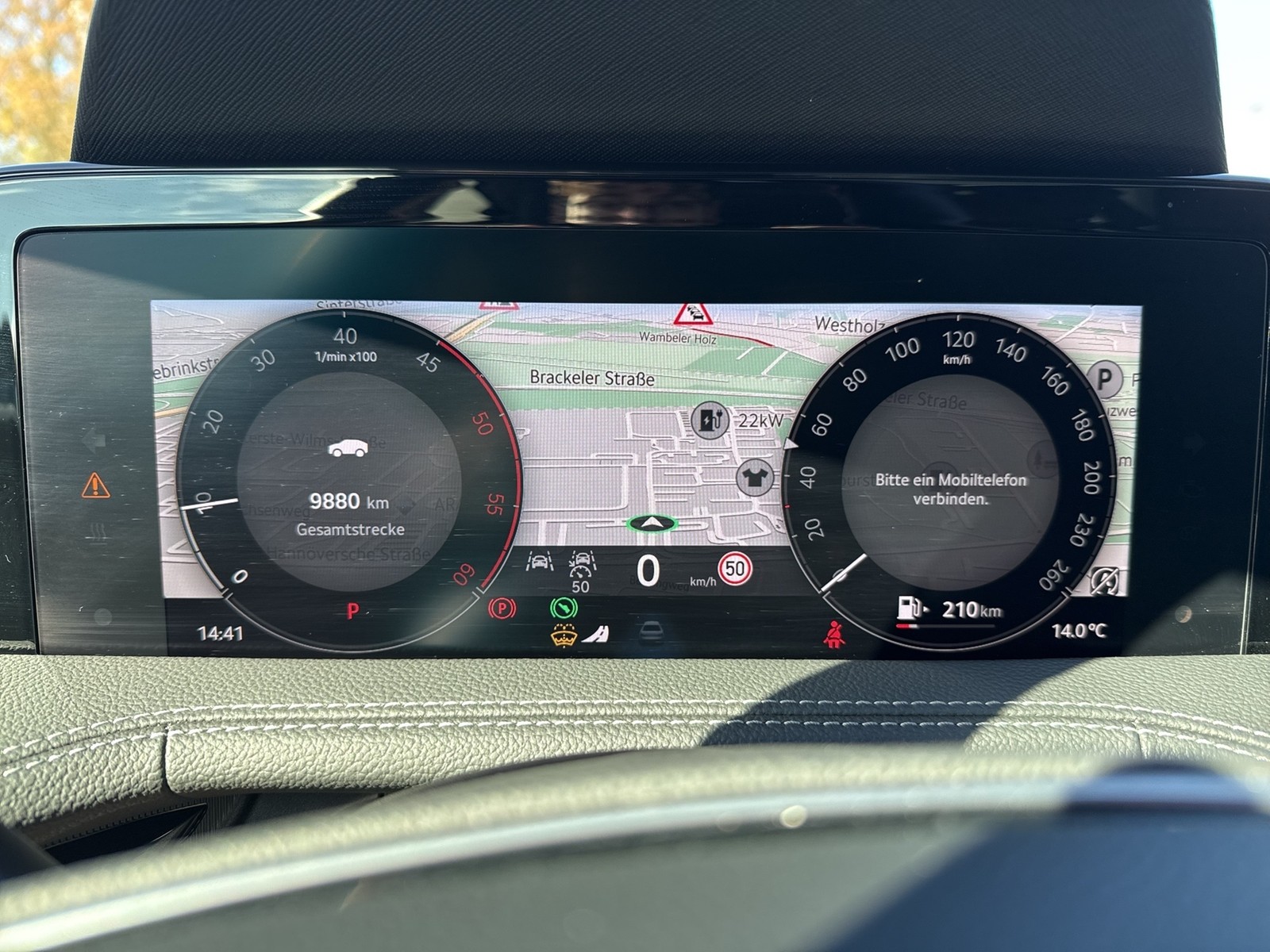 Skoda Superb Combi 2.0 L&K PANO STANDHZ. CANTON LM19