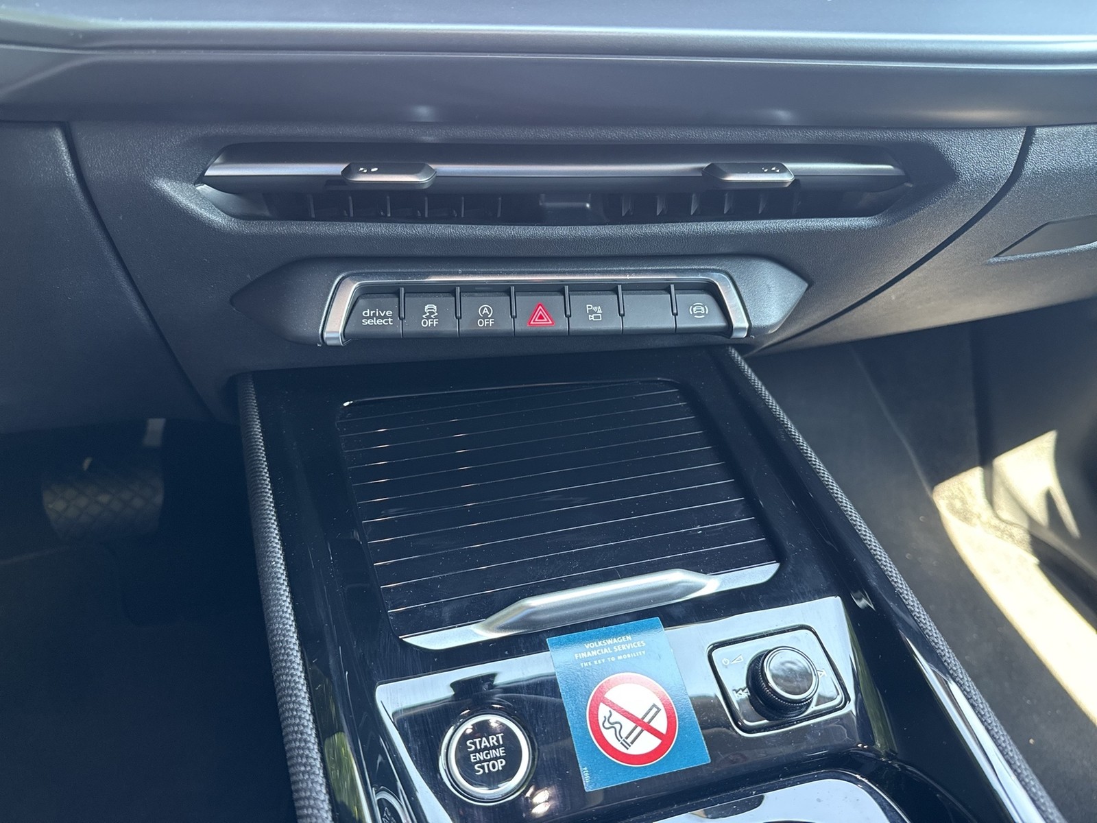 Audi Q3 S LINE NEUES MODELL CAM ACC LM19 EKLAPPE NAVI