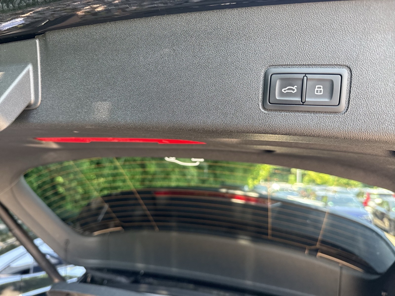 Audi Q3 S LINE NEUES MODELL CAM ACC LM19 EKLAPPE NAVI