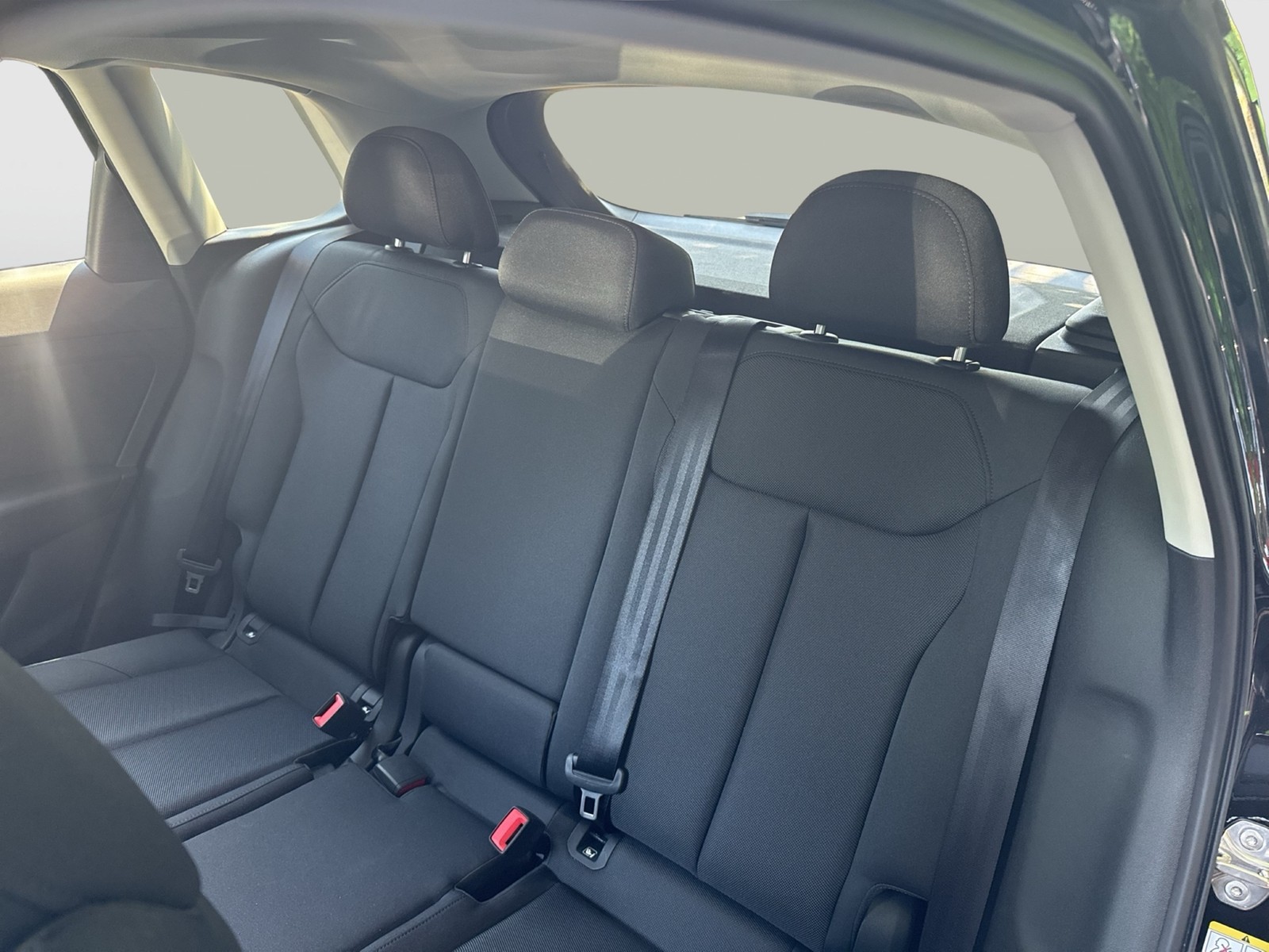 Audi Q3 S LINE NEUES MODELL CAM ACC LM19 EKLAPPE NAVI