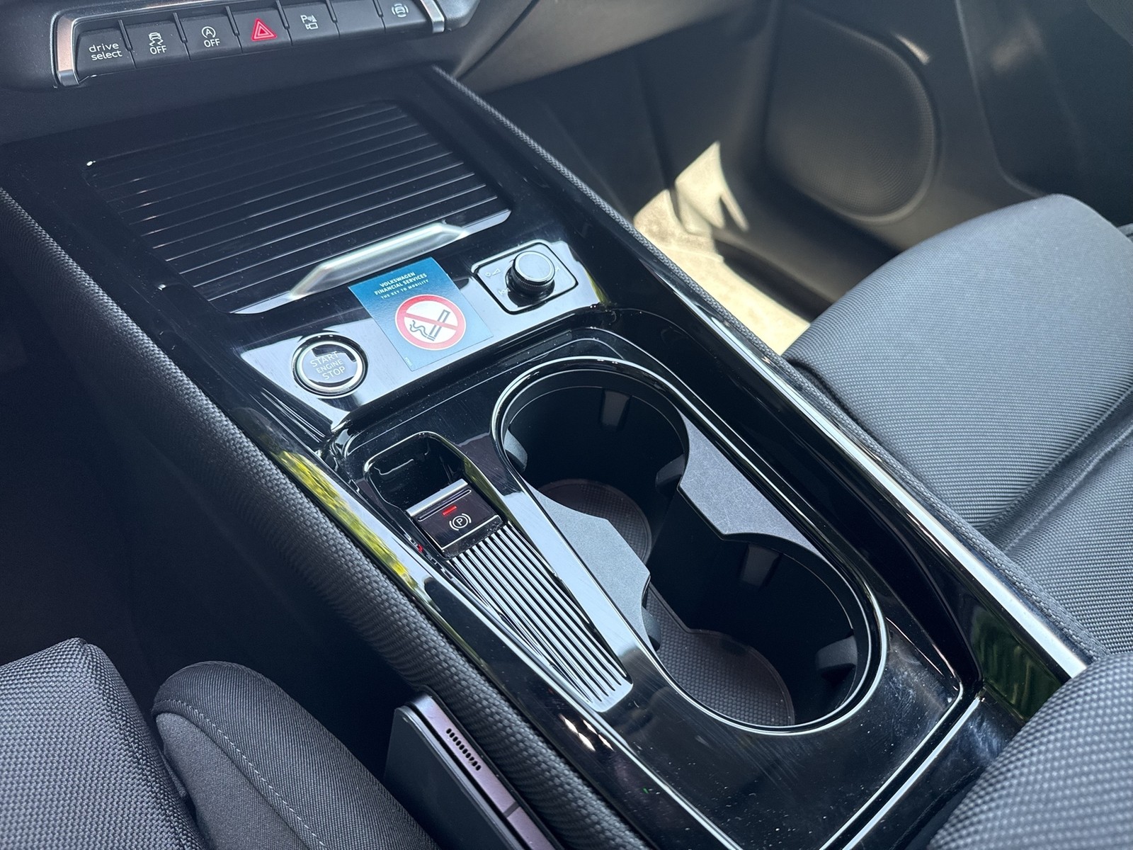 Audi Q3 S LINE NEUES MODELL CAM ACC LM19 EKLAPPE NAVI