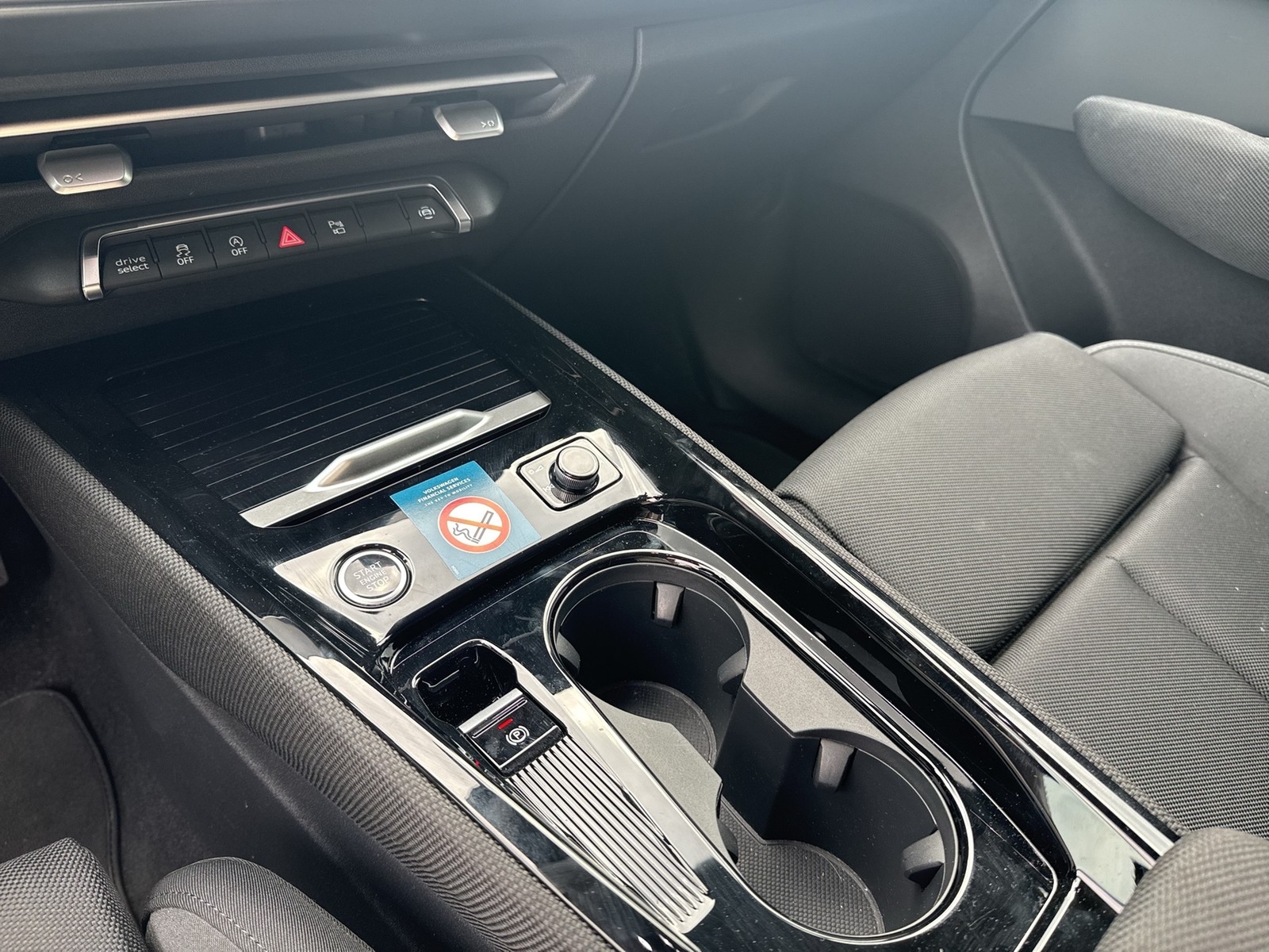 Audi Q3 S LINE NEUES MODELL CAM ACC LM19 EKLAPPE NAVI