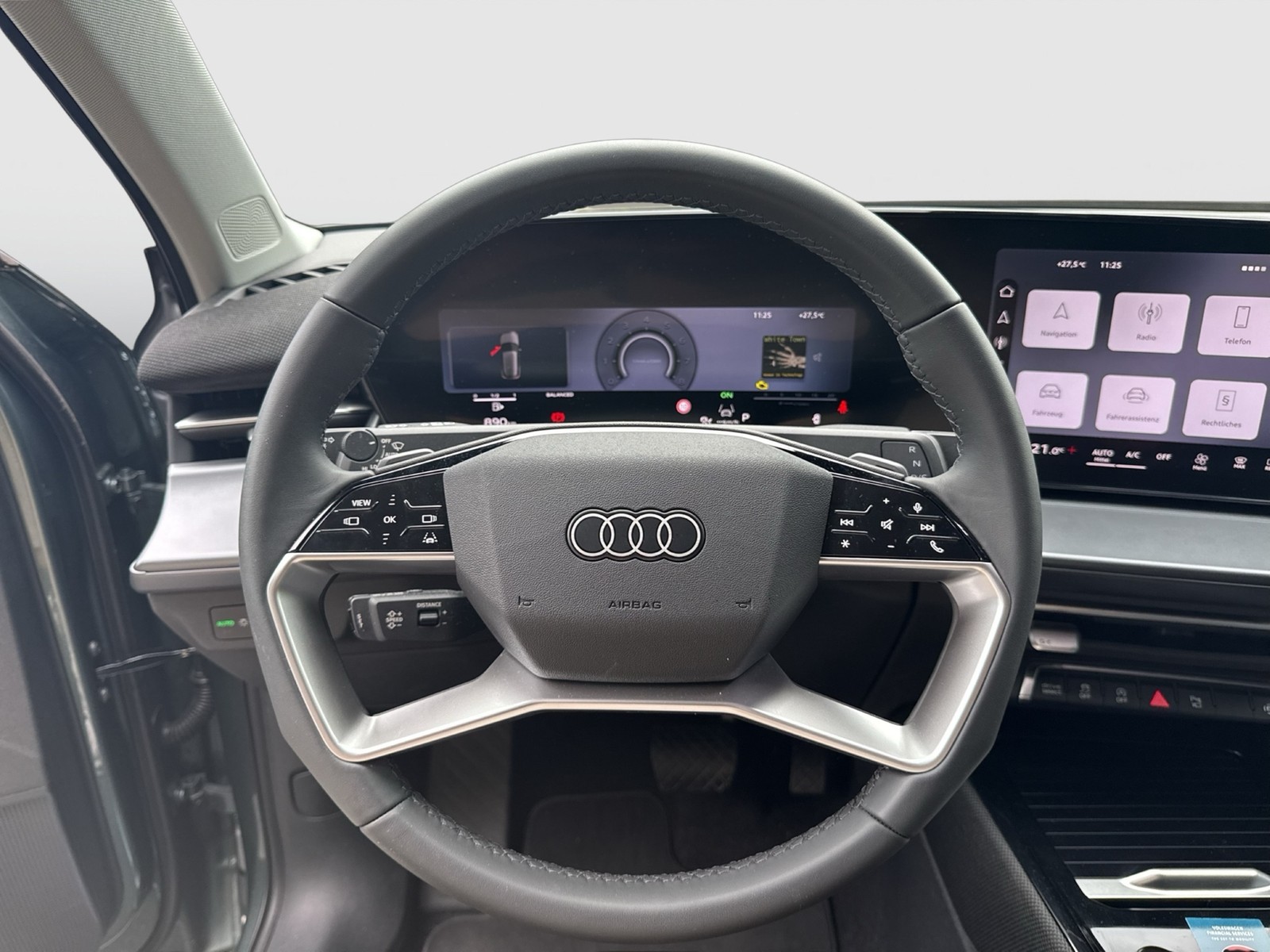 Audi Q3 S LINE NEUES MODELL CAM ACC LM19 EKLAPPE NAVI